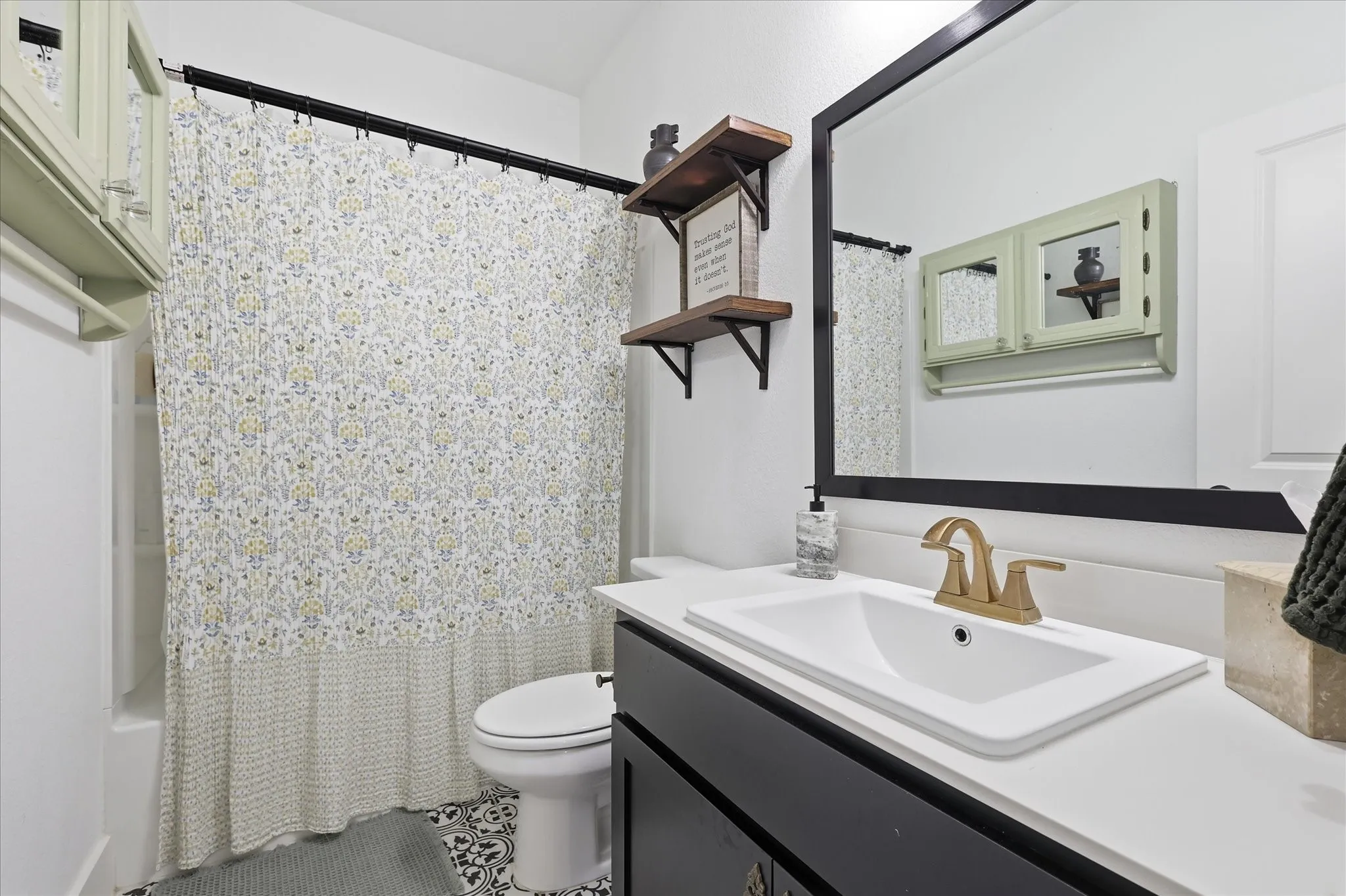 Single Family Residence For Sale in Denton County , 2429 Elm Place, Northlake, Texas 76247, 3 Bedroom, 2 Bathroom, 2 Garage spaces, 1,608 Sqft, built in 2020, Price $404,000, mls#21357562, Real Estate Agent in Northlake, Homes For Sale in Denton county, Homes For Sale in Northlake, Realtor in Northlake Texas, Real Estate Brokerage Independent Realty Texas, Luminita Cordes Realtor