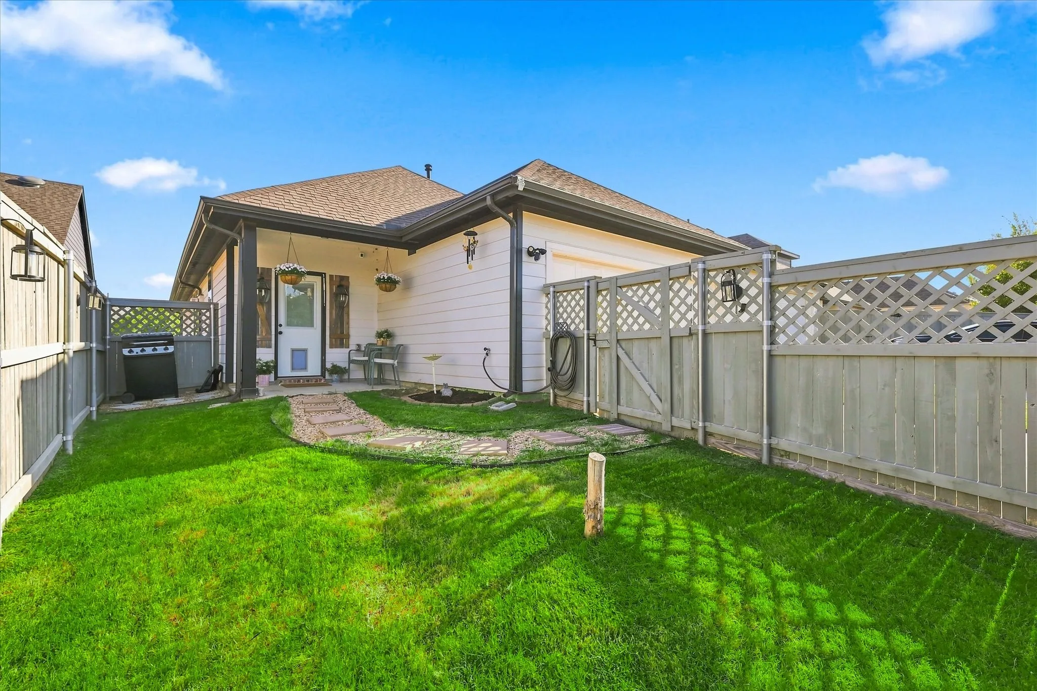 Single Family Residence For Sale in Denton County , 2429 Elm Place, Northlake, Texas 76247, 3 Bedroom, 2 Bathroom, 2 Garage spaces, 1,608 Sqft, built in 2020, Price $404,000, mls#21357562, Real Estate Agent in Northlake, Homes For Sale in Denton county, Homes For Sale in Northlake, Realtor in Northlake Texas, Real Estate Brokerage Independent Realty Texas, Luminita Cordes Realtor