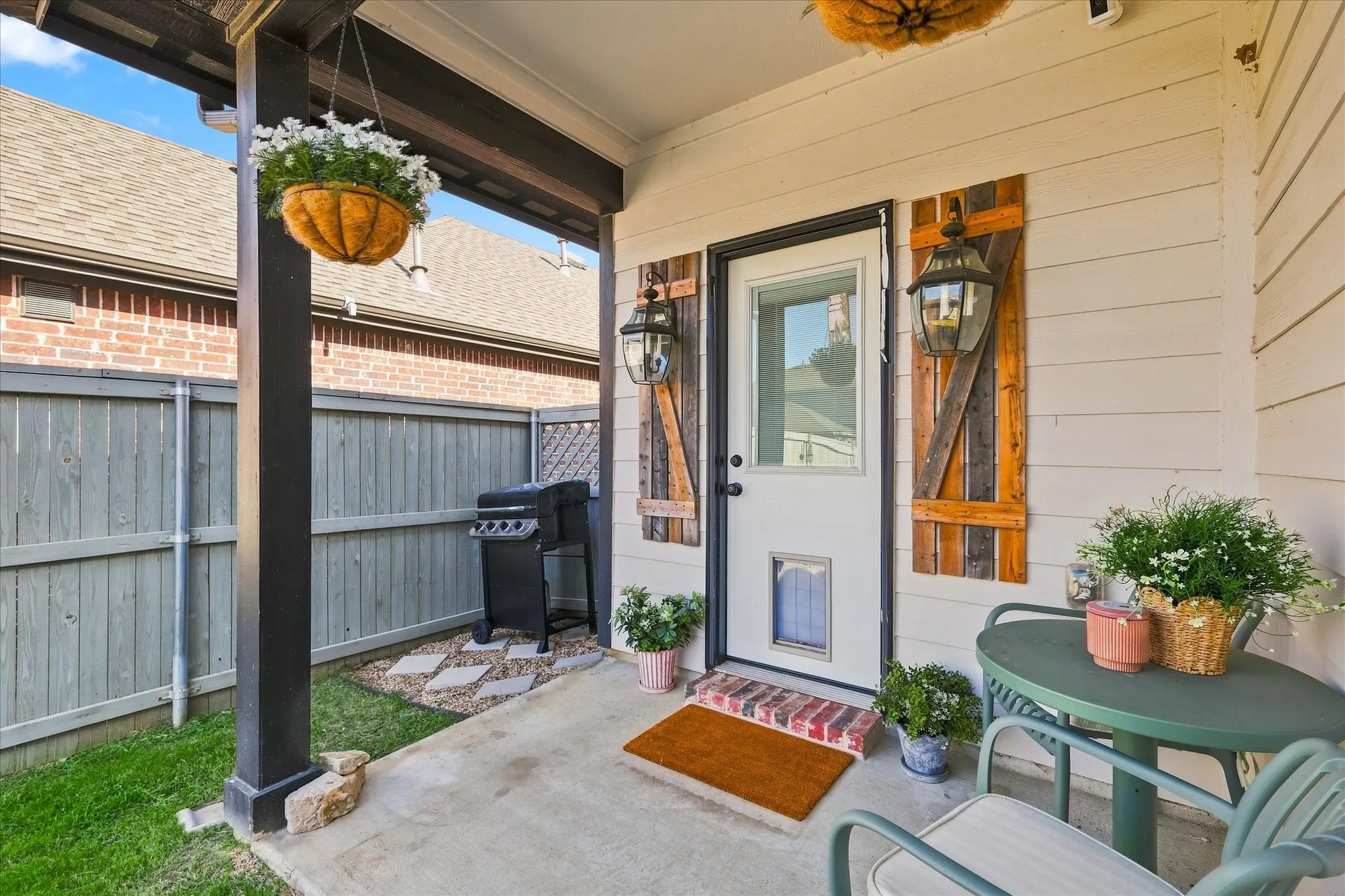 Single Family Residence For Sale in Denton County , 2429 Elm Place, Northlake, Texas 76247, 3 Bedroom, 2 Bathroom, 2 Garage spaces, 1,608 Sqft, built in 2020, Price $404,000, mls#21357562, Real Estate Agent in Northlake, Homes For Sale in Denton county, Homes For Sale in Northlake, Realtor in Northlake Texas, Real Estate Brokerage Independent Realty Texas, Luminita Cordes Realtor