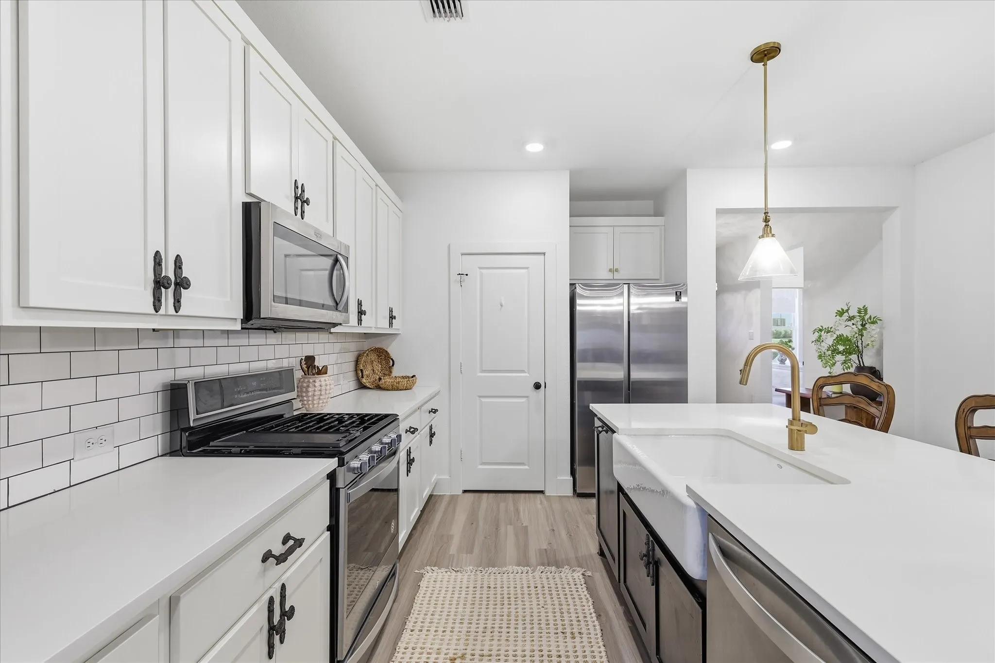 Single Family Residence For Sale in Denton County , 2429 Elm Place, Northlake, Texas 76247, 3 Bedroom, 2 Bathroom, 2 Garage spaces, 1,608 Sqft, built in 2020, Price $404,000, mls#21357562, Real Estate Agent in Northlake, Homes For Sale in Denton county, Homes For Sale in Northlake, Realtor in Northlake Texas, Real Estate Brokerage Independent Realty Texas, Luminita Cordes Realtor