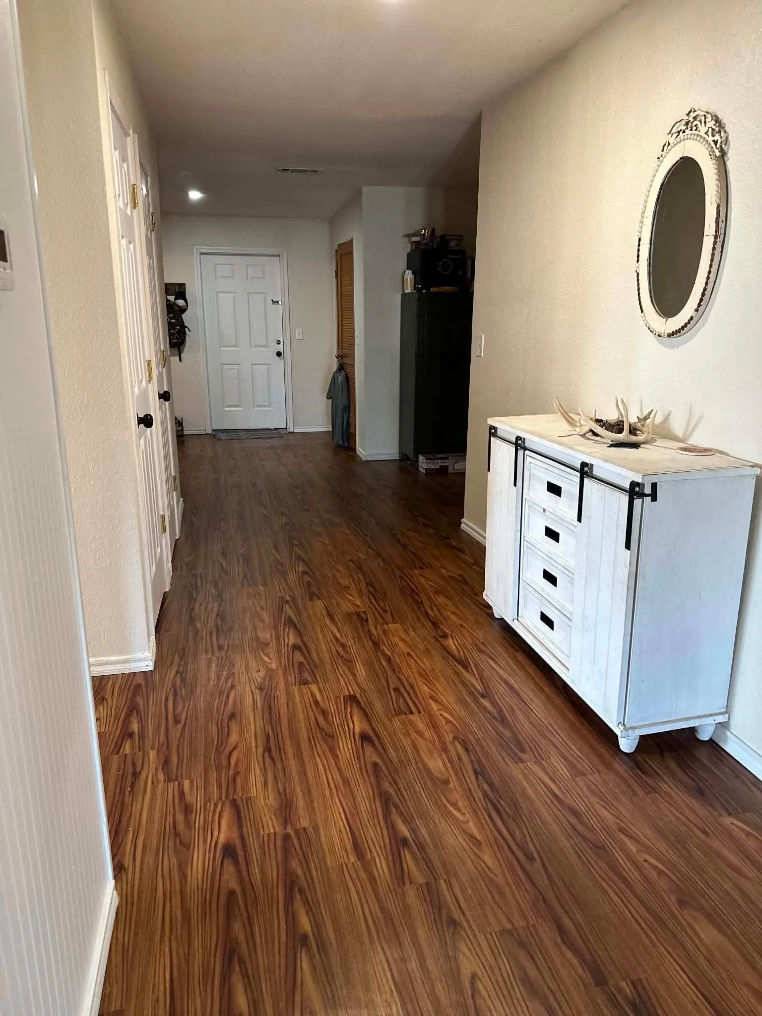 Single Family Residence For Sale in Hill County , 2437 State Highway 22, Whitney, Texas 76692, 5 Bedroom, 3 Bathroom, 2 Garage spaces, 3,433 Sqft, built in 2002, mls#21357563, Real Estate Agent in Whitney, Homes For Sale in Hill county, Homes For Sale in Whitney, Realtor in Whitney Texas, Real Estate Brokerage Independent Realty Texas, Luminita Cordes Realtor