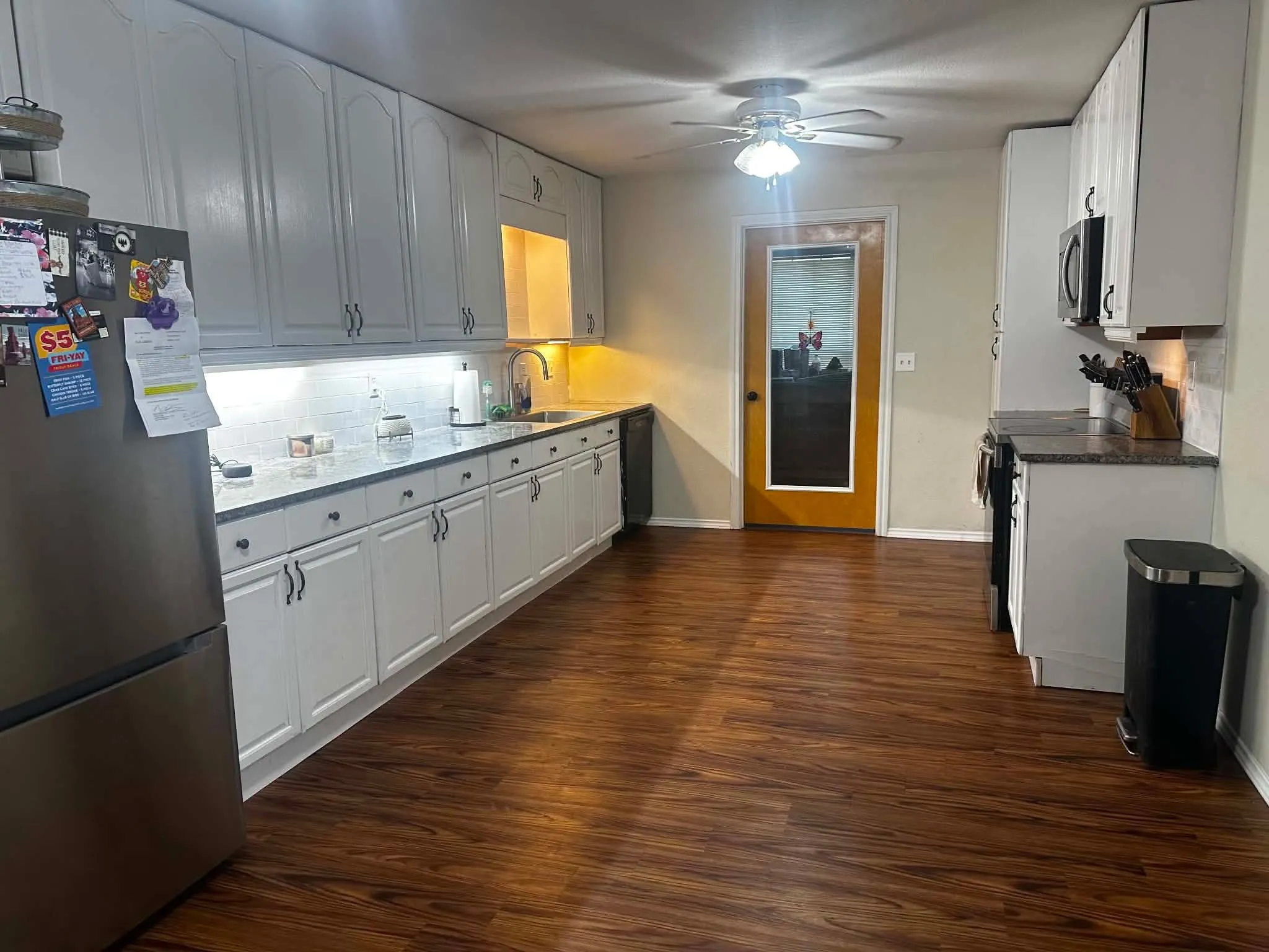 Single Family Residence For Sale in Hill County , 2437 State Highway 22, Whitney, Texas 76692, 5 Bedroom, 3 Bathroom, 2 Garage spaces, 3,433 Sqft, built in 2002, mls#21357563, Real Estate Agent in Whitney, Homes For Sale in Hill county, Homes For Sale in Whitney, Realtor in Whitney Texas, Real Estate Brokerage Independent Realty Texas, Luminita Cordes Realtor