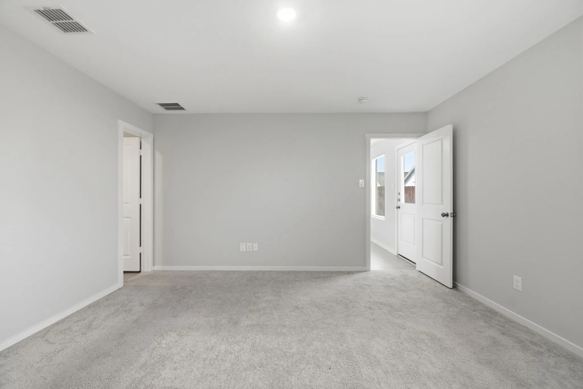 Single Family Residence For Sale in Dallas County , 205 Poplar Place, Wilmer, Texas 75172, 3 Bedroom, 2 Bathroom, 2 Garage spaces, 1,400 Sqft, built in 2025, mls#21355241, Real Estate Agent in Wilmer, Homes For Sale in Dallas county, Homes For Sale in Wilmer, Realtor in Wilmer Texas, Real Estate Brokerage Independent Realty Texas, Luminita Cordes Realtor