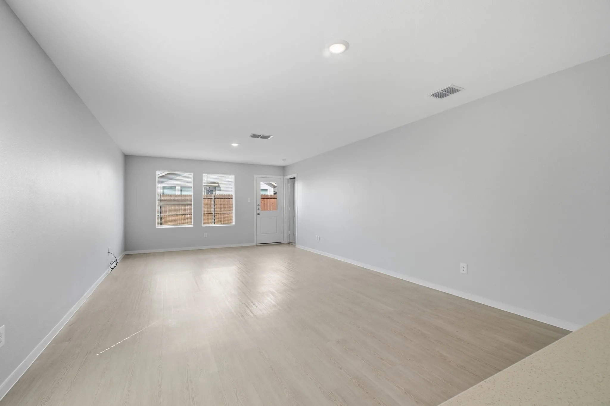 Single Family Residence For Sale in Dallas County , 205 Poplar Place, Wilmer, Texas 75172, 3 Bedroom, 2 Bathroom, 2 Garage spaces, 1,400 Sqft, built in 2025, mls#21355241, Real Estate Agent in Wilmer, Homes For Sale in Dallas county, Homes For Sale in Wilmer, Realtor in Wilmer Texas, Real Estate Brokerage Independent Realty Texas, Luminita Cordes Realtor
