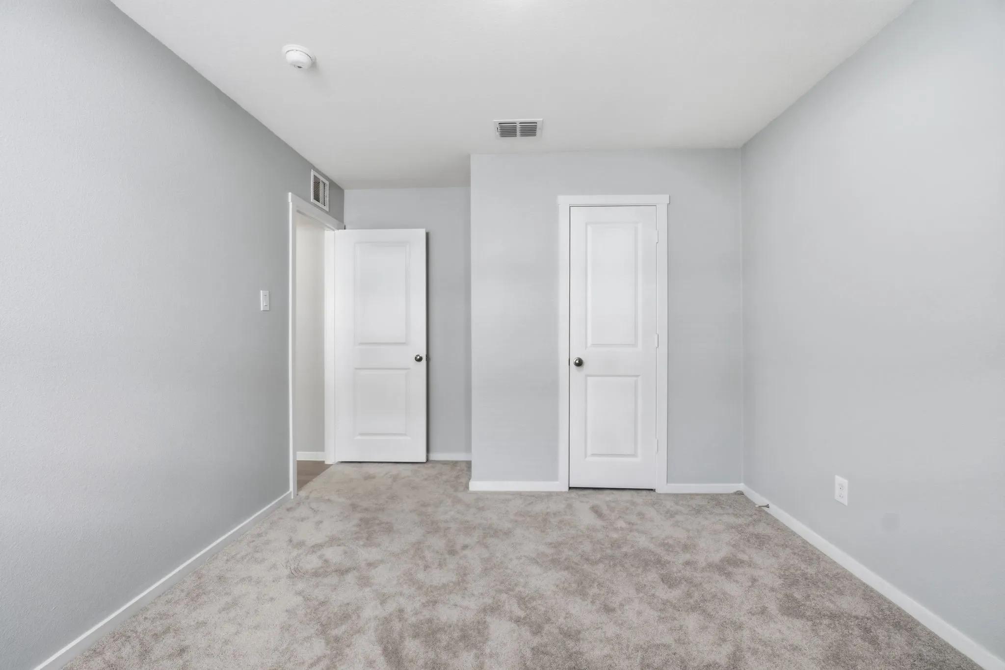 Single Family Residence For Sale in Dallas County , 205 Poplar Place, Wilmer, Texas 75172, 3 Bedroom, 2 Bathroom, 2 Garage spaces, 1,400 Sqft, built in 2025, mls#21355241, Real Estate Agent in Wilmer, Homes For Sale in Dallas county, Homes For Sale in Wilmer, Realtor in Wilmer Texas, Real Estate Brokerage Independent Realty Texas, Luminita Cordes Realtor