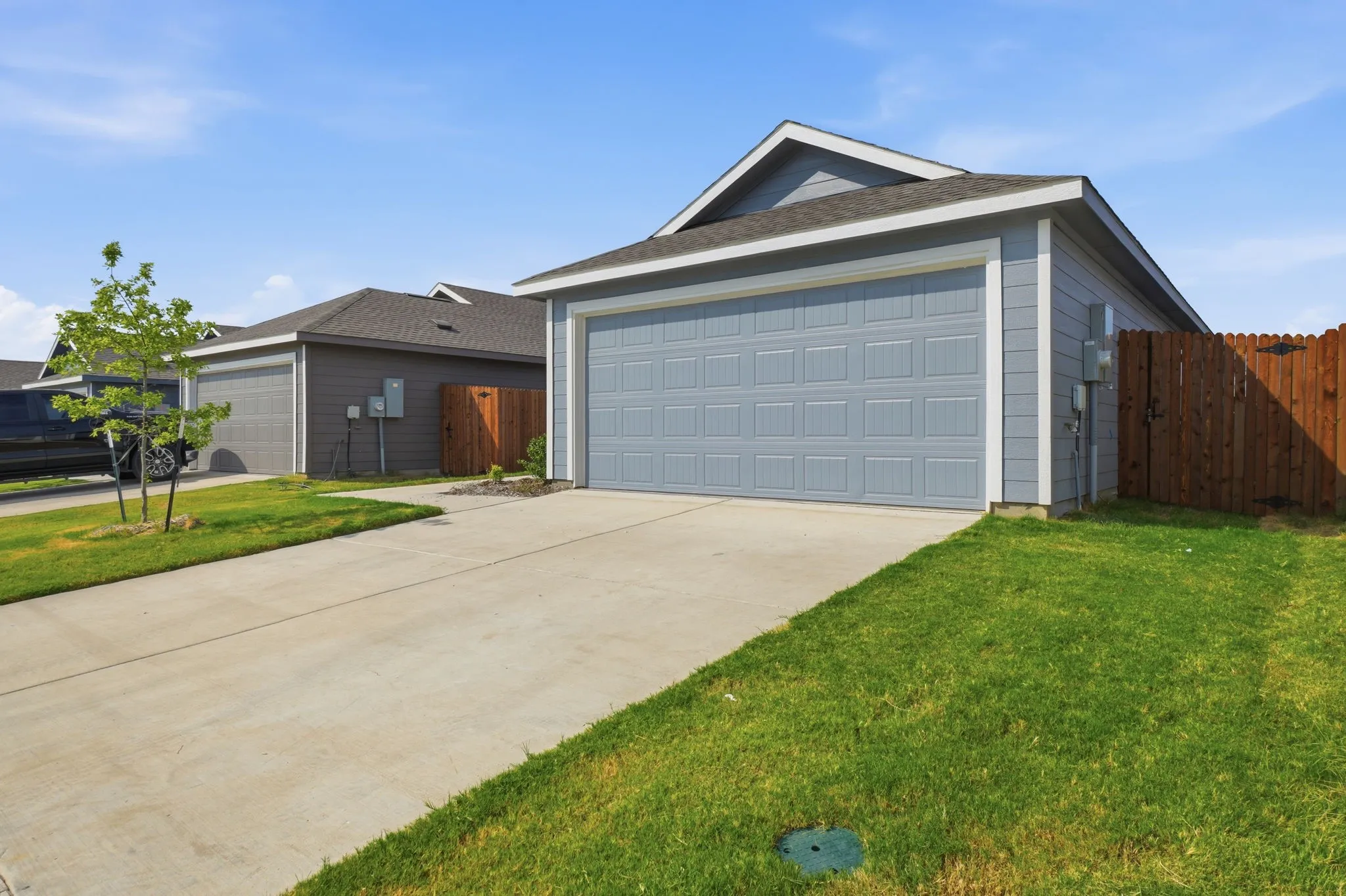 Single Family Residence For Sale in Dallas County , 205 Poplar Place, Wilmer, Texas 75172, 3 Bedroom, 2 Bathroom, 2 Garage spaces, 1,400 Sqft, built in 2025, mls#21355241, Real Estate Agent in Wilmer, Homes For Sale in Dallas county, Homes For Sale in Wilmer, Realtor in Wilmer Texas, Real Estate Brokerage Independent Realty Texas, Luminita Cordes Realtor