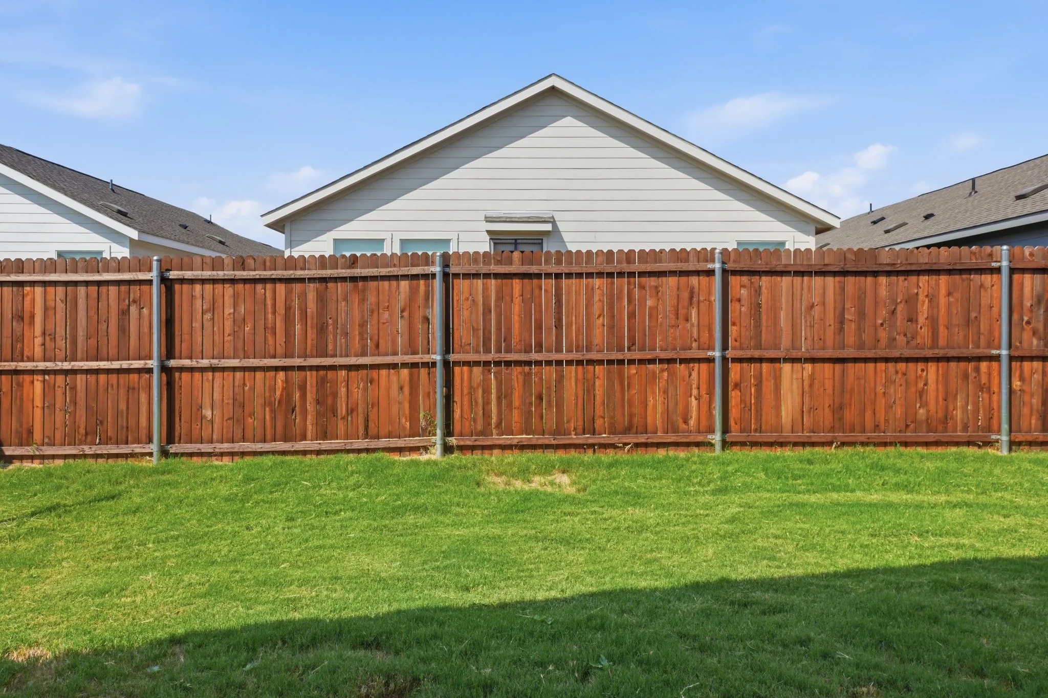 Single Family Residence For Sale in Dallas County , 205 Poplar Place, Wilmer, Texas 75172, 3 Bedroom, 2 Bathroom, 2 Garage spaces, 1,400 Sqft, built in 2025, mls#21355241, Real Estate Agent in Wilmer, Homes For Sale in Dallas county, Homes For Sale in Wilmer, Realtor in Wilmer Texas, Real Estate Brokerage Independent Realty Texas, Luminita Cordes Realtor