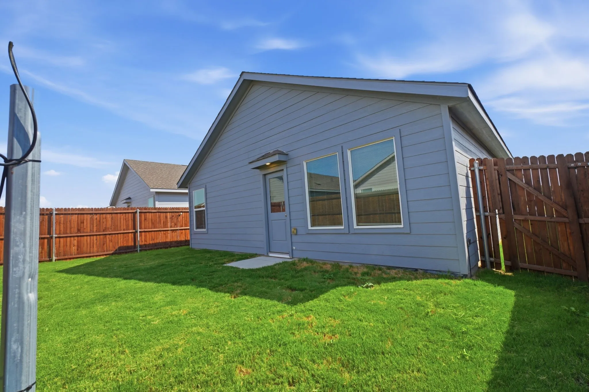 Single Family Residence For Sale in Dallas County , 205 Poplar Place, Wilmer, Texas 75172, 3 Bedroom, 2 Bathroom, 2 Garage spaces, 1,400 Sqft, built in 2025, mls#21355241, Real Estate Agent in Wilmer, Homes For Sale in Dallas county, Homes For Sale in Wilmer, Realtor in Wilmer Texas, Real Estate Brokerage Independent Realty Texas, Luminita Cordes Realtor