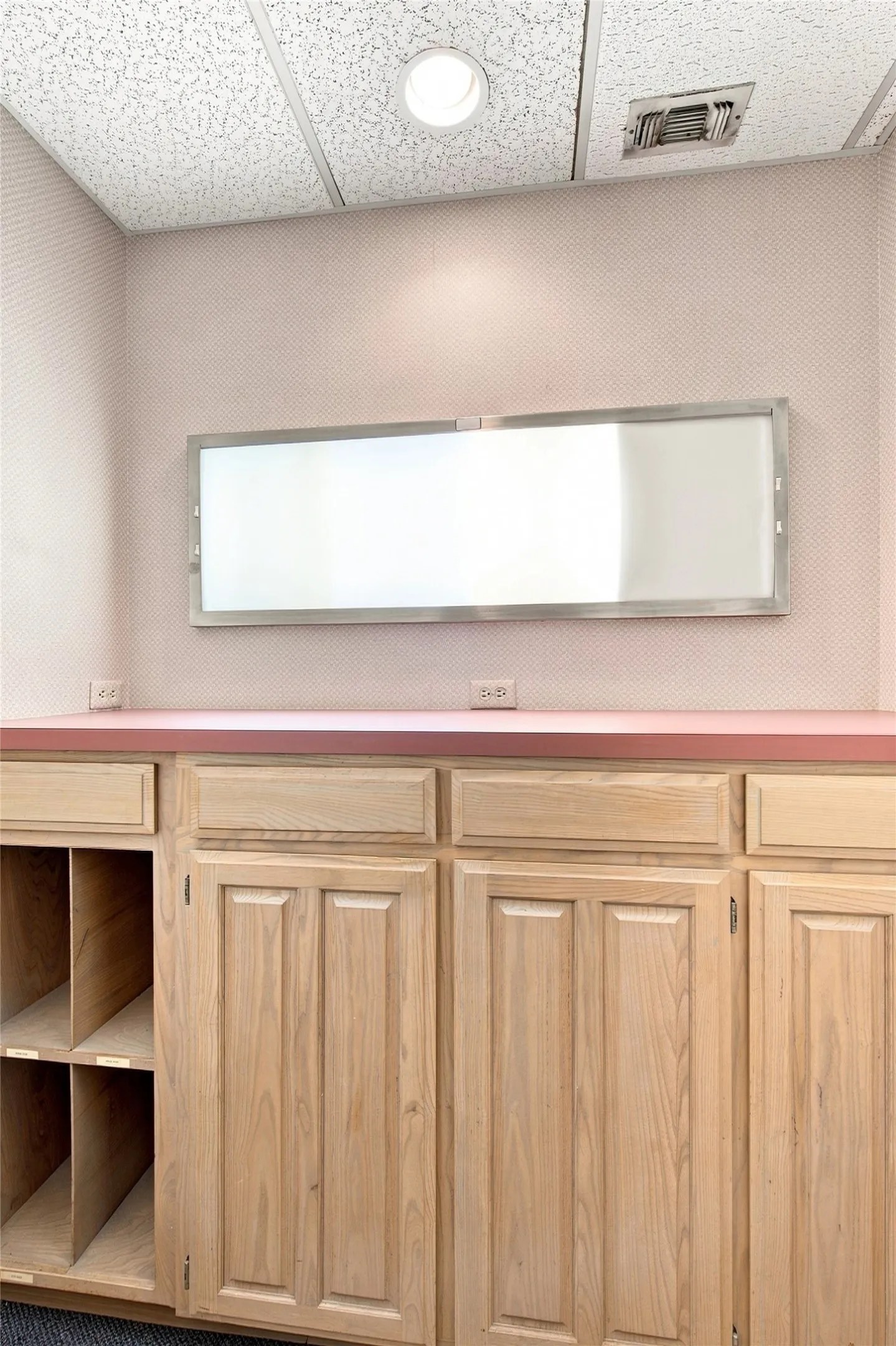 Office For Sale in Tarrant County , 901 Medical Centre Drive C, Arlington, Texas 76012, 0, 0, Garage spaces, 0 Sqft, built in 1984, Price $460,000, mls#21356402, Real Estate Agent in Arlington, Homes For Sale in Tarrant county, Homes For Sale in Arlington, Realtor in Arlington Texas, Real Estate Brokerage Independent Realty Texas, Luminita Cordes Realtor