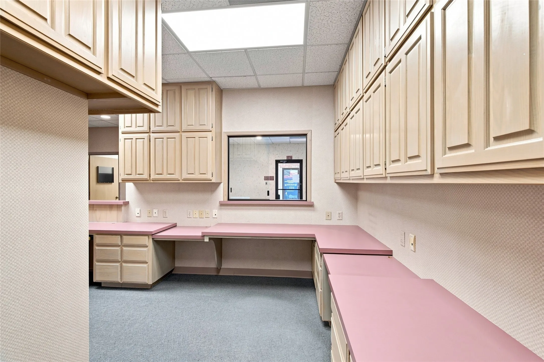 Office For Sale in Tarrant County , 901 Medical Centre Drive C, Arlington, Texas 76012, 0, 0, Garage spaces, 0 Sqft, built in 1984, Price $460,000, mls#21356402, Real Estate Agent in Arlington, Homes For Sale in Tarrant county, Homes For Sale in Arlington, Realtor in Arlington Texas, Real Estate Brokerage Independent Realty Texas, Luminita Cordes Realtor