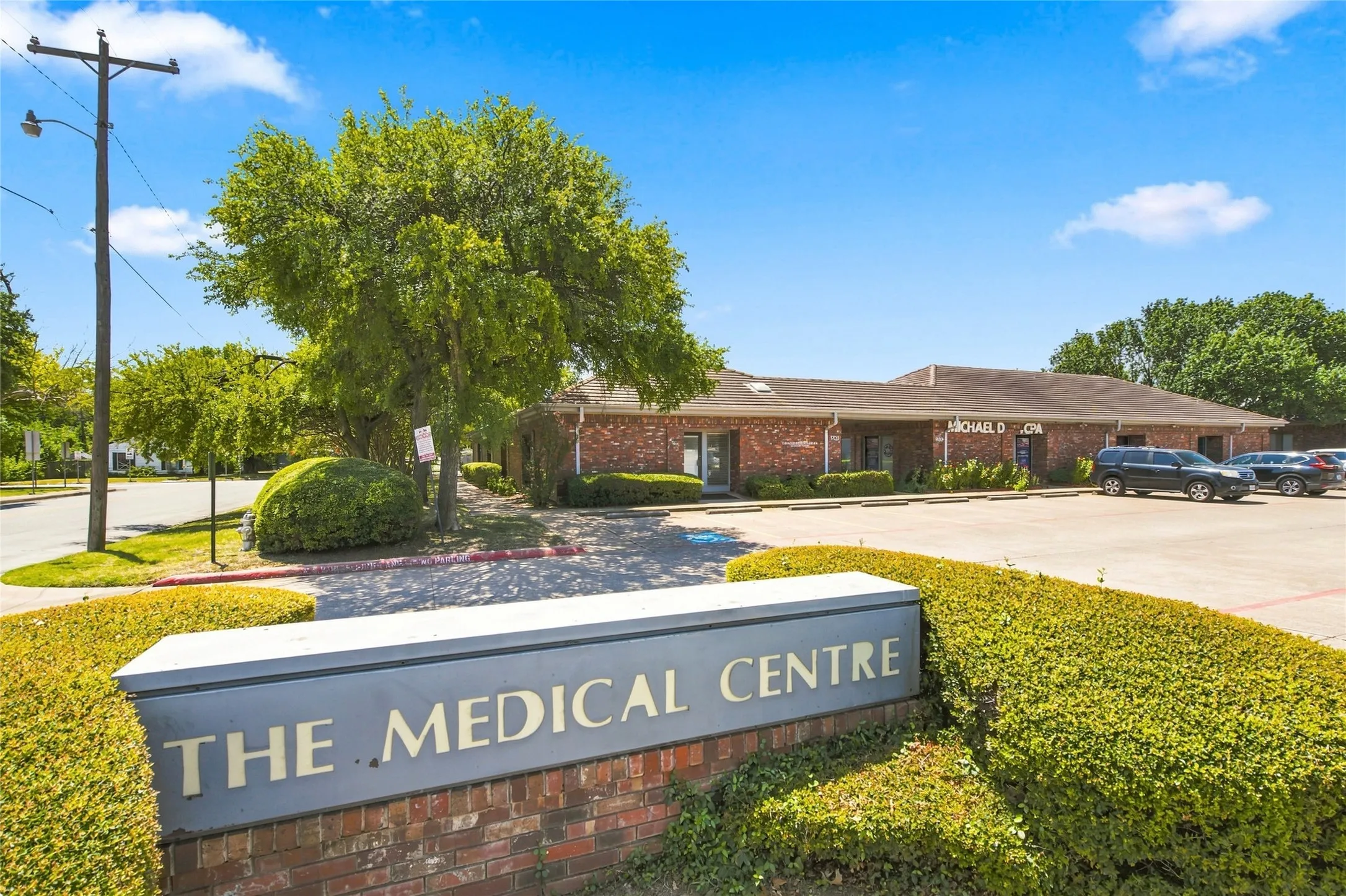 Office For Sale in Tarrant County , 901 Medical Centre Drive C, Arlington, Texas 76012, 0, 0, Garage spaces, 0 Sqft, built in 1984, Price $460,000, mls#21356402, Real Estate Agent in Arlington, Homes For Sale in Tarrant county, Homes For Sale in Arlington, Realtor in Arlington Texas, Real Estate Brokerage Independent Realty Texas, Luminita Cordes Realtor