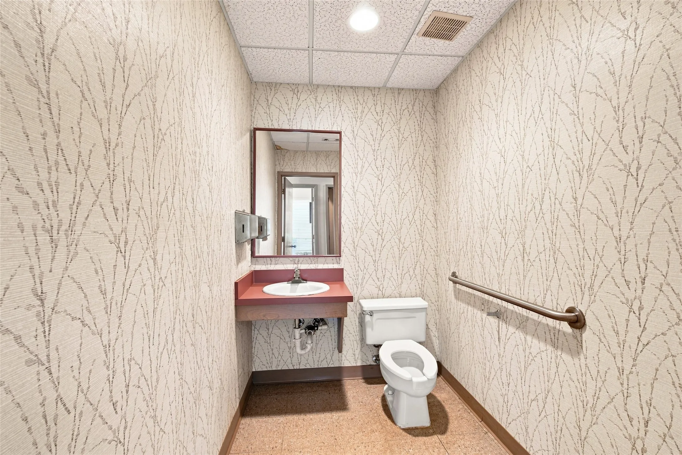 Office For Sale in Tarrant County , 901 Medical Centre Drive C, Arlington, Texas 76012, 0, 0, Garage spaces, 0 Sqft, built in 1984, Price $460,000, mls#21356402, Real Estate Agent in Arlington, Homes For Sale in Tarrant county, Homes For Sale in Arlington, Realtor in Arlington Texas, Real Estate Brokerage Independent Realty Texas, Luminita Cordes Realtor