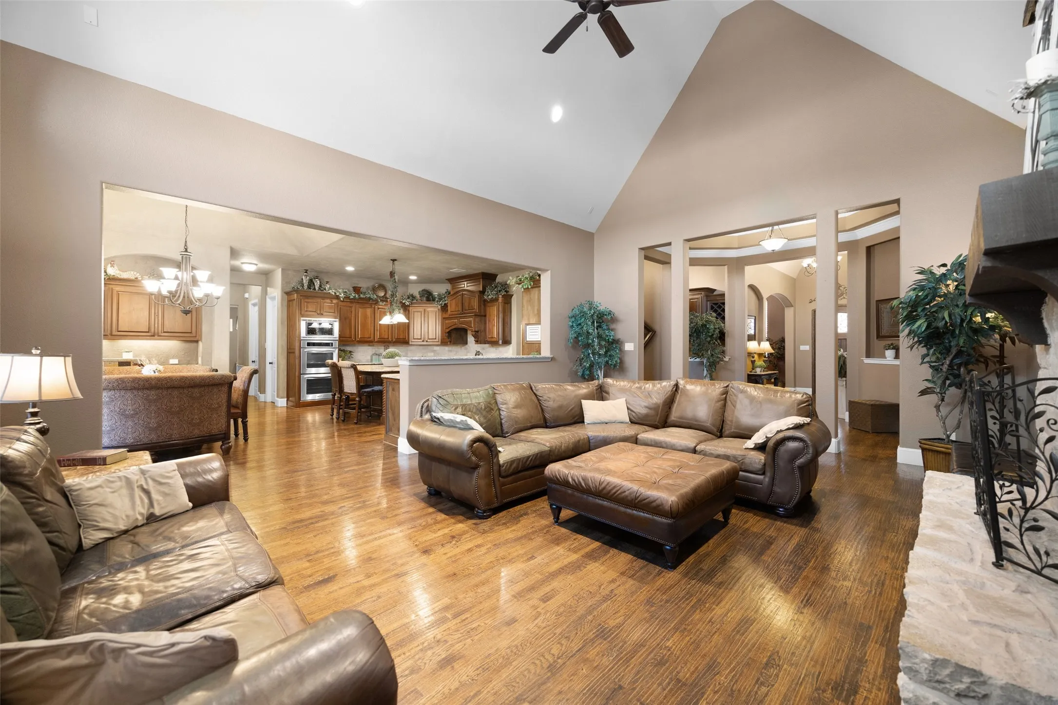 Single Family Residence For Sale in Denton County , 905 Cipriani Drive, Frisco, Texas 75036, 4 Bedroom, 5 Bathroom, 3 Garage spaces, 4,278 Sqft, built in 2010, mls#21347711, Real Estate Agent in Frisco, Homes For Sale in Denton county, Homes For Sale in Frisco, Realtor in Frisco Texas, Real Estate Brokerage Independent Realty Texas, Luminita Cordes Realtor