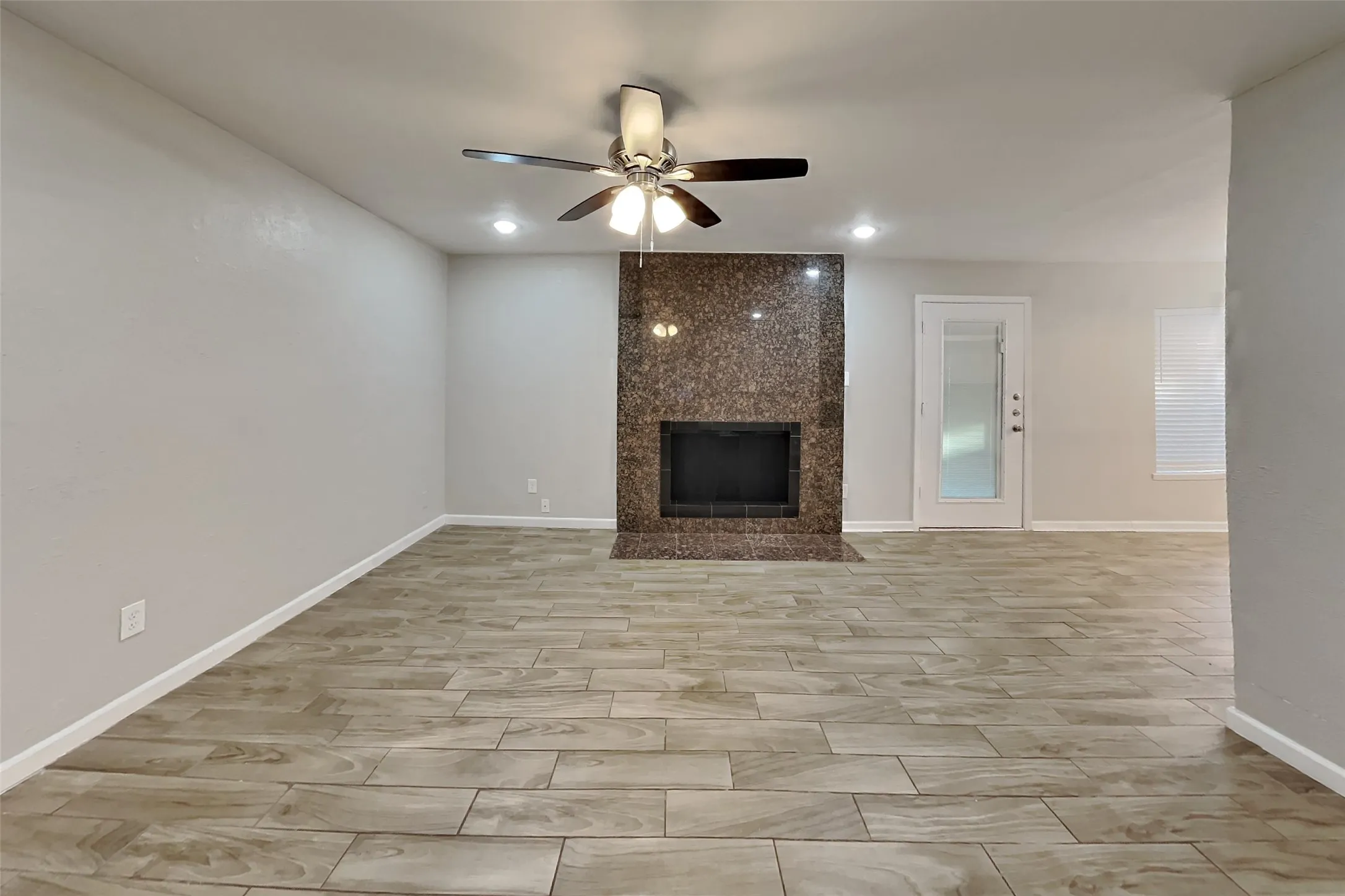 Single Family Residence For Rent in Dallas County , 3413 Castle Rock Lane, Garland, Texas 75044, 4 Bedroom, 3 Bathroom, 2 Garage spaces, 2,071 Sqft, built in 1974, mls#21357580, Real Estate Agent in Garland, Homes For Rent in Dallas county, Homes For Rent in Garland, Realtor in Garland Texas, Real Estate Brokerage Independent Realty Texas, Luminita Cordes Realtor