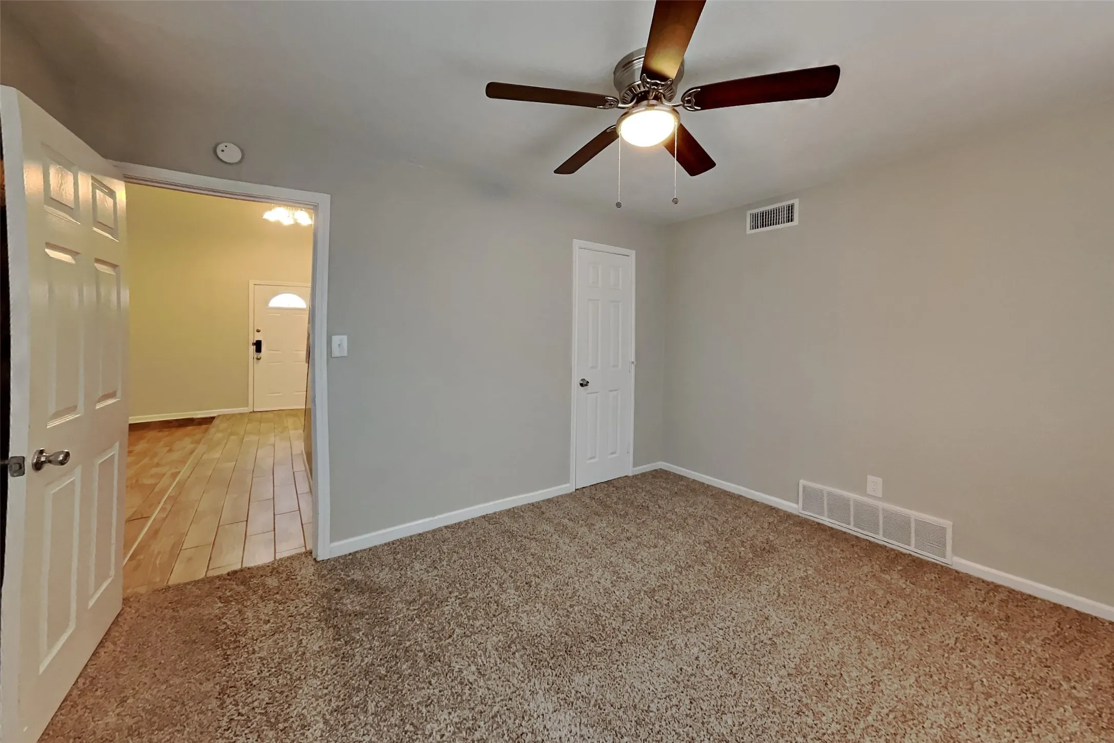 Single Family Residence For Rent in Dallas County , 3413 Castle Rock Lane, Garland, Texas 75044, 4 Bedroom, 3 Bathroom, 2 Garage spaces, 2,071 Sqft, built in 1974, mls#21357580, Real Estate Agent in Garland, Homes For Rent in Dallas county, Homes For Rent in Garland, Realtor in Garland Texas, Real Estate Brokerage Independent Realty Texas, Luminita Cordes Realtor
