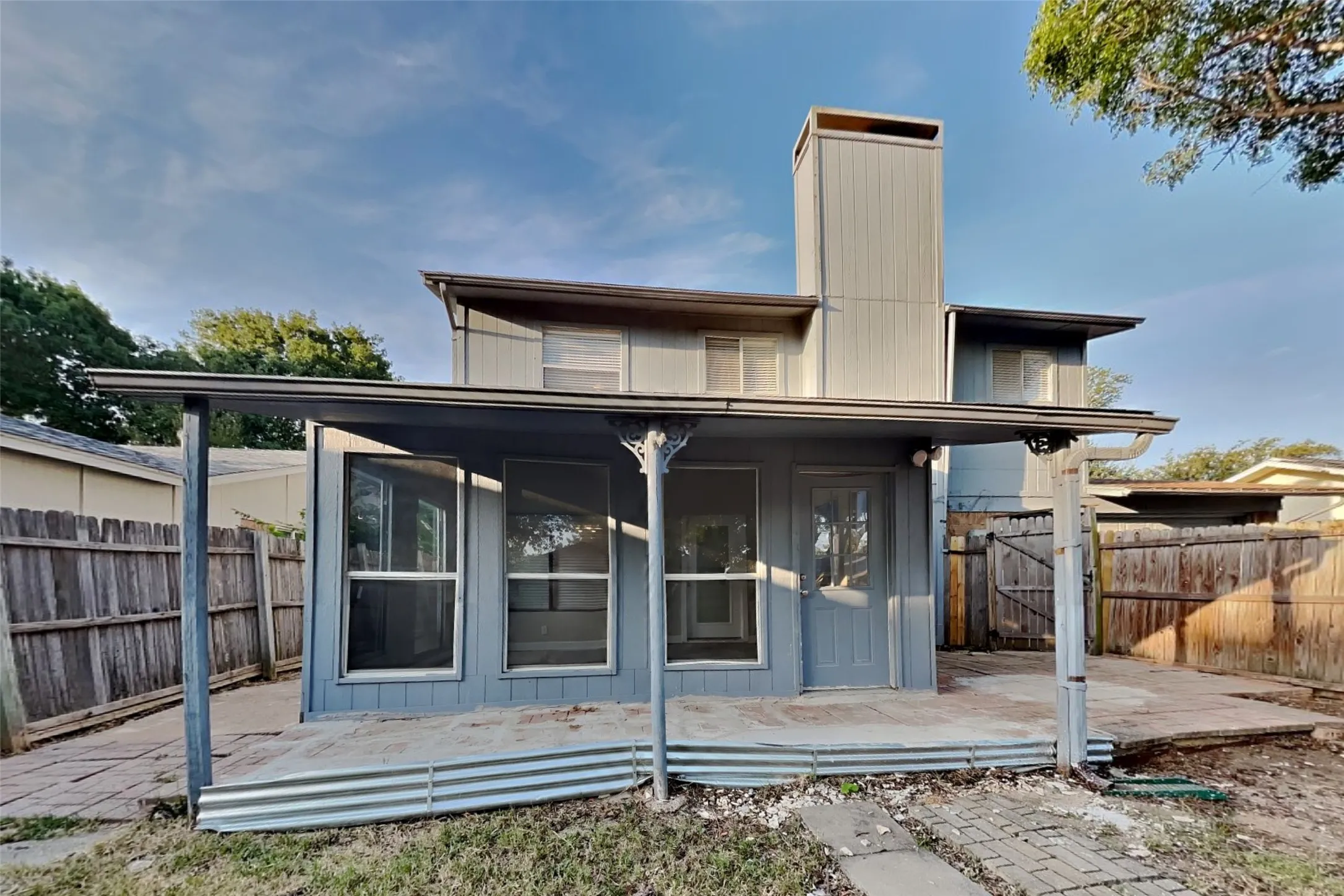 Single Family Residence For Rent in Dallas County , 3413 Castle Rock Lane, Garland, Texas 75044, 4 Bedroom, 3 Bathroom, 2 Garage spaces, 2,071 Sqft, built in 1974, mls#21357580, Real Estate Agent in Garland, Homes For Rent in Dallas county, Homes For Rent in Garland, Realtor in Garland Texas, Real Estate Brokerage Independent Realty Texas, Luminita Cordes Realtor