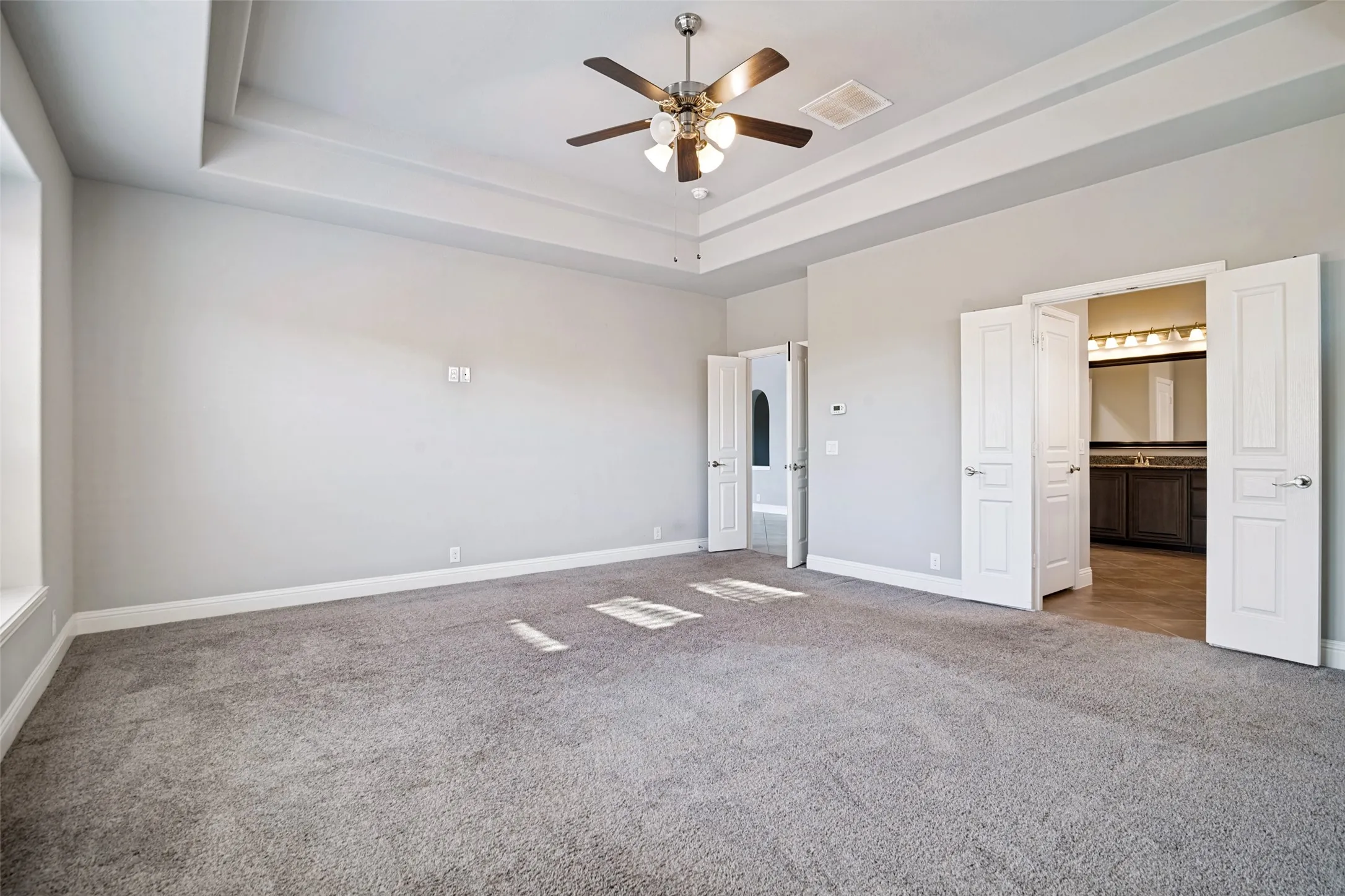 Single Family Residence For Sale in Collin County , 501 Virginia Lane, Wylie, Texas 75098, 5 Bedroom, 3 Bathroom, 2 Garage spaces, 3,116 Sqft, built in 2017, mls#21357542, Real Estate Agent in Wylie, Homes For Sale in Collin county, Homes For Sale in Wylie, Realtor in Wylie Texas, Real Estate Brokerage Independent Realty Texas, Luminita Cordes Realtor