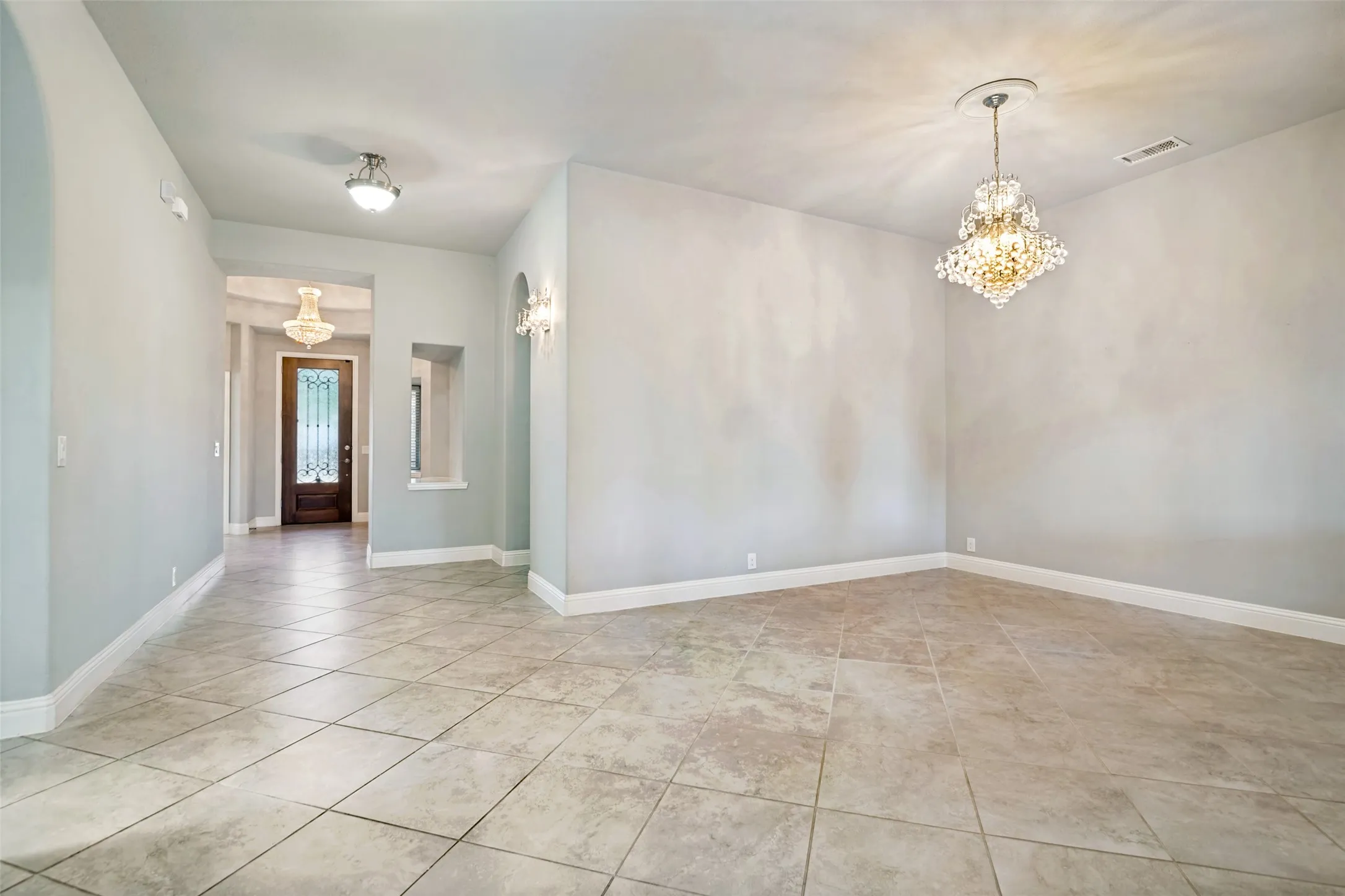 Single Family Residence For Sale in Collin County , 501 Virginia Lane, Wylie, Texas 75098, 5 Bedroom, 3 Bathroom, 2 Garage spaces, 3,116 Sqft, built in 2017, mls#21357542, Real Estate Agent in Wylie, Homes For Sale in Collin county, Homes For Sale in Wylie, Realtor in Wylie Texas, Real Estate Brokerage Independent Realty Texas, Luminita Cordes Realtor
