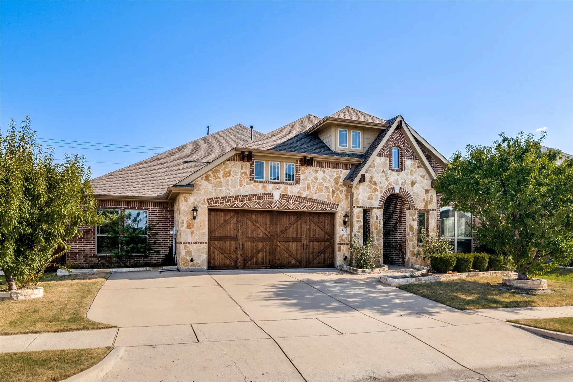 Single Family Residence For Sale in Collin County , 501 Virginia Lane, Wylie, Texas 75098, 5 Bedroom, 3 Bathroom, 2 Garage spaces, 3,116 Sqft, built in 2017, mls#21357542, Real Estate Agent in Wylie, Homes For Sale in Collin county, Homes For Sale in Wylie, Realtor in Wylie Texas, Real Estate Brokerage Independent Realty Texas, Luminita Cordes Realtor