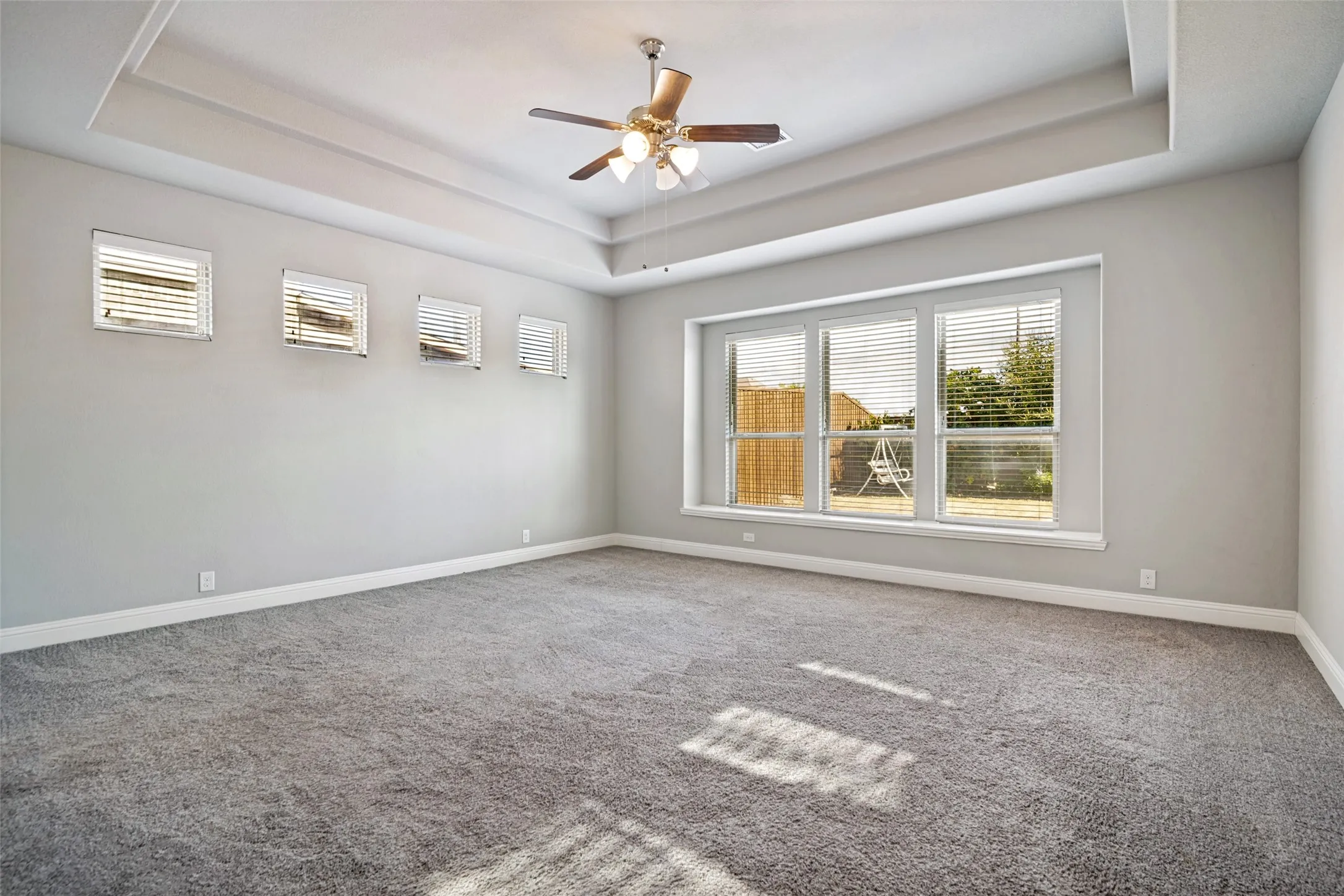 Single Family Residence For Sale in Collin County , 501 Virginia Lane, Wylie, Texas 75098, 5 Bedroom, 3 Bathroom, 2 Garage spaces, 3,116 Sqft, built in 2017, mls#21357542, Real Estate Agent in Wylie, Homes For Sale in Collin county, Homes For Sale in Wylie, Realtor in Wylie Texas, Real Estate Brokerage Independent Realty Texas, Luminita Cordes Realtor