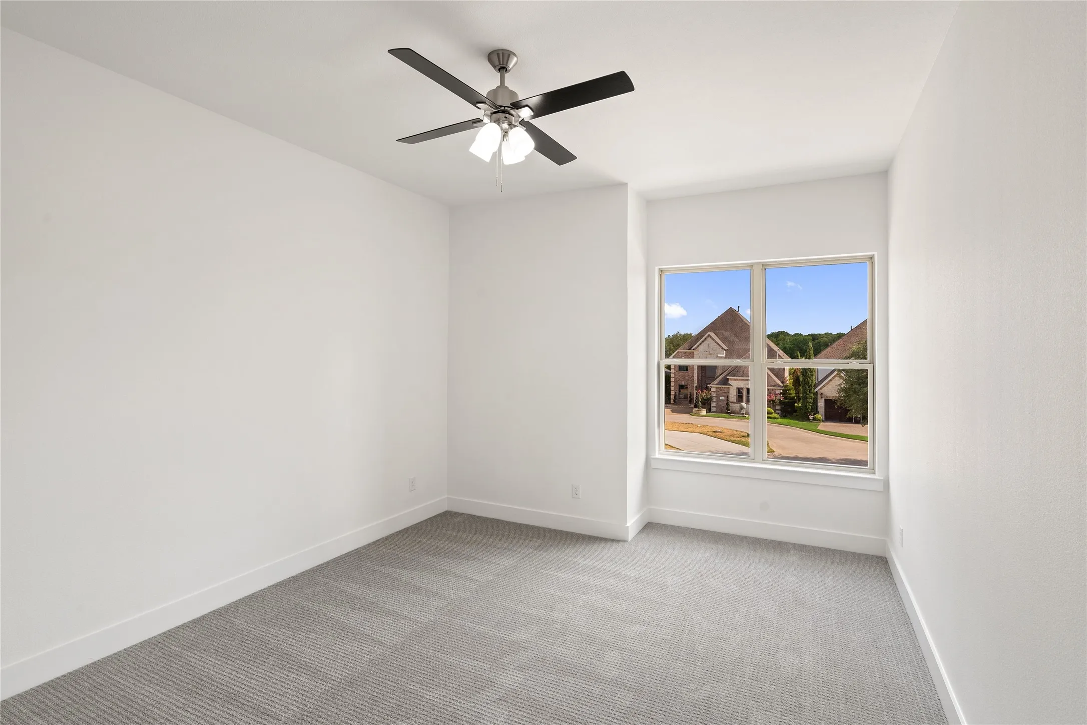 Single Family Residence For Sale in Dallas County , 907 Saint George Place, De Soto, Texas 75115, 4 Bedroom, 3 Bathroom, 2 Garage spaces, 2,600 Sqft, built in 2022, mls#21357610, Real Estate Agent in De Soto, Homes For Sale in Dallas county, Homes For Sale in De Soto, Realtor in De Soto Texas, Real Estate Brokerage Independent Realty Texas, Luminita Cordes Realtor