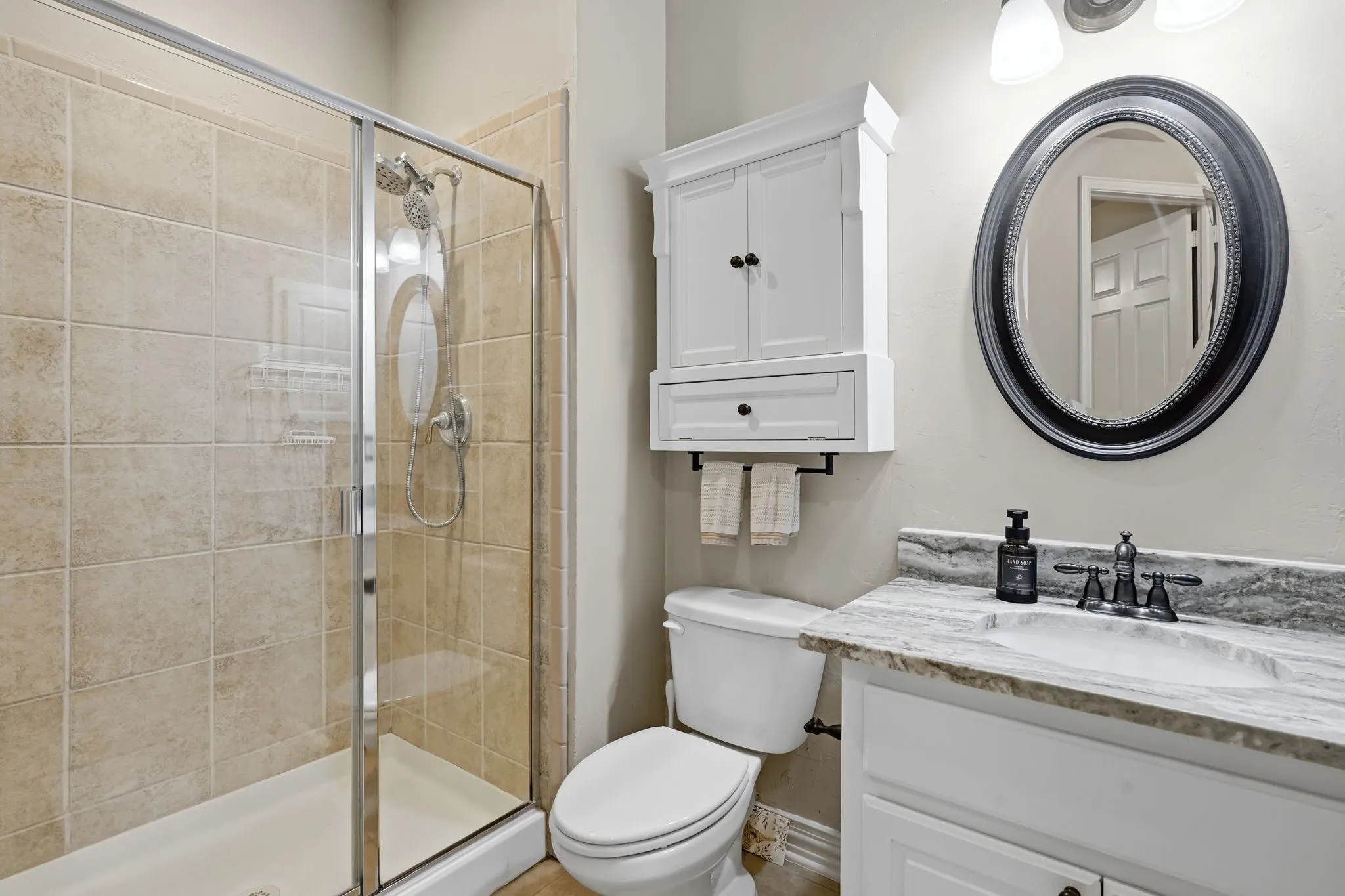 Single Family Residence For Sale in Tarrant County , 809 Weybridge Lane, Keller, Texas 76248, 5 Bedroom, 4 Bathroom, 3 Garage spaces, 4,316 Sqft, built in 2001, mls#21338587, Real Estate Agent in Keller, Homes For Sale in Tarrant county, Homes For Sale in Keller, Realtor in Keller Texas, Real Estate Brokerage Independent Realty Texas, Luminita Cordes Realtor