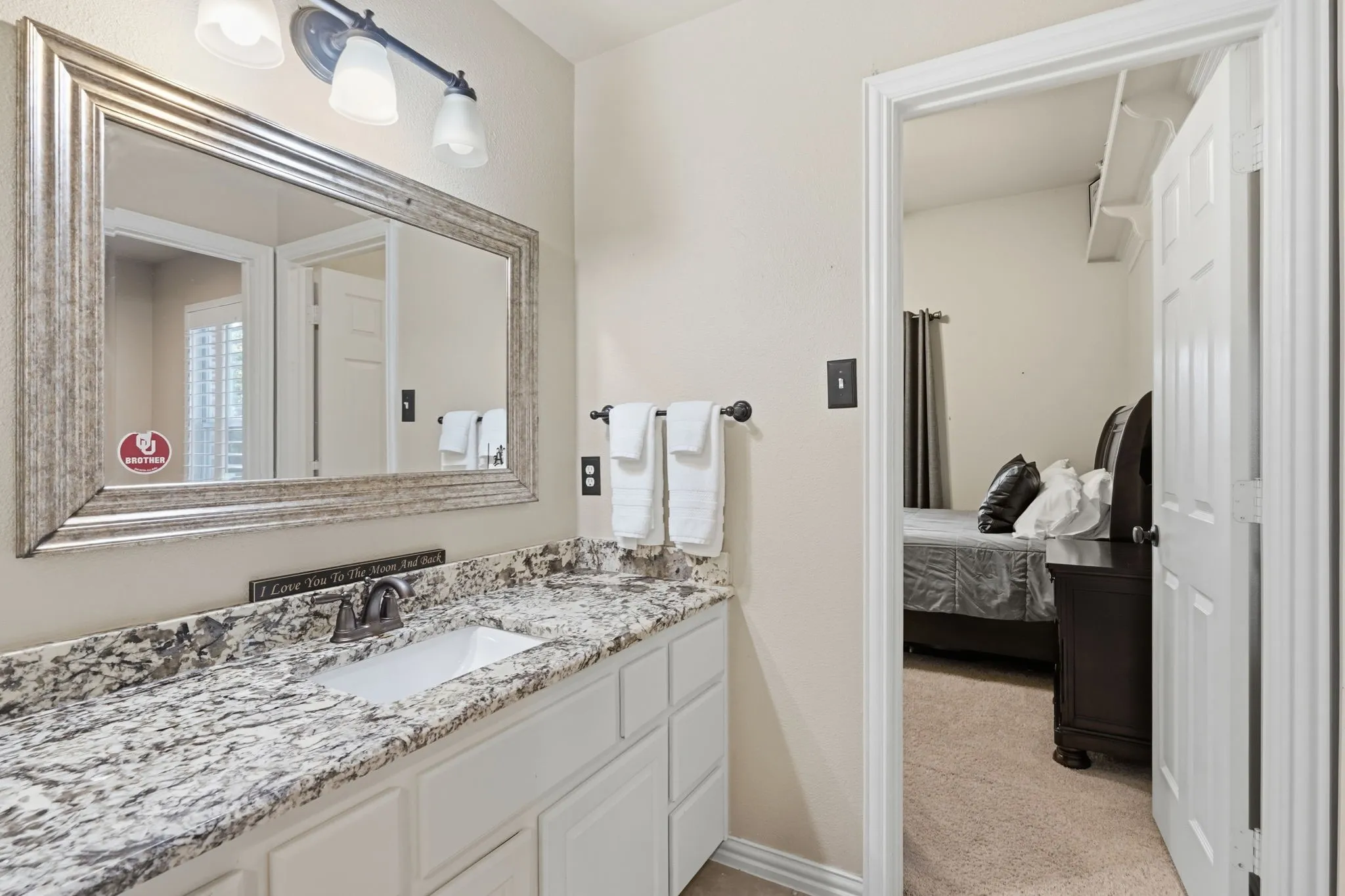 Single Family Residence For Sale in Tarrant County , 809 Weybridge Lane, Keller, Texas 76248, 5 Bedroom, 4 Bathroom, 3 Garage spaces, 4,316 Sqft, built in 2001, mls#21338587, Real Estate Agent in Keller, Homes For Sale in Tarrant county, Homes For Sale in Keller, Realtor in Keller Texas, Real Estate Brokerage Independent Realty Texas, Luminita Cordes Realtor
