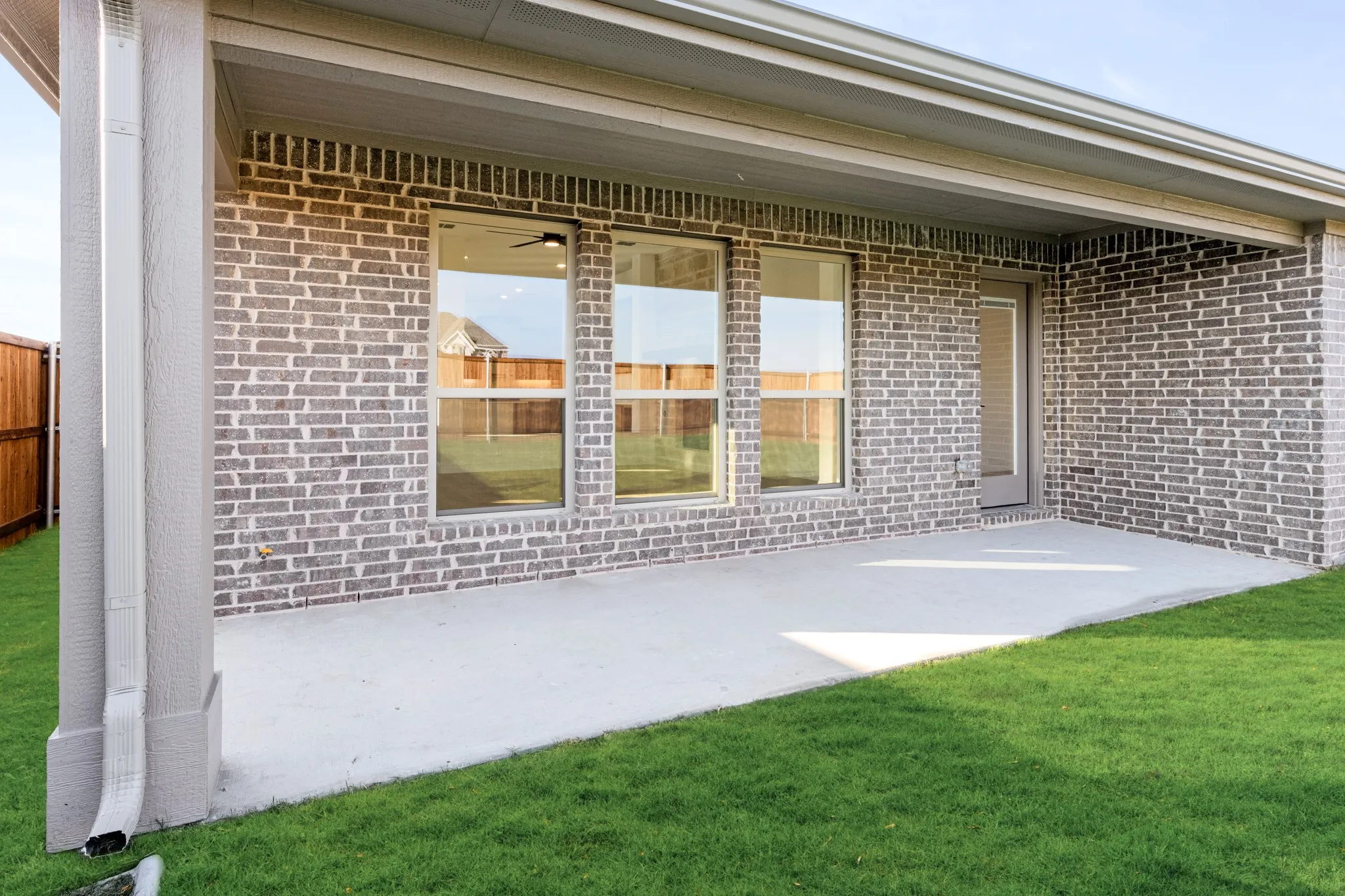 Single Family Residence For Sale in Rockwall County , 2120 Saint Annes Boulevard, Royse City, Texas 75189, 3 Bedroom, 2 Bathroom, 2 Garage spaces, 1,840 Sqft, built in 2025, mls#21357613, Real Estate Agent in Royse City, Homes For Sale in Rockwall county, Homes For Sale in Royse City, Realtor in Royse City Texas, Real Estate Brokerage Independent Realty Texas, Luminita Cordes Realtor