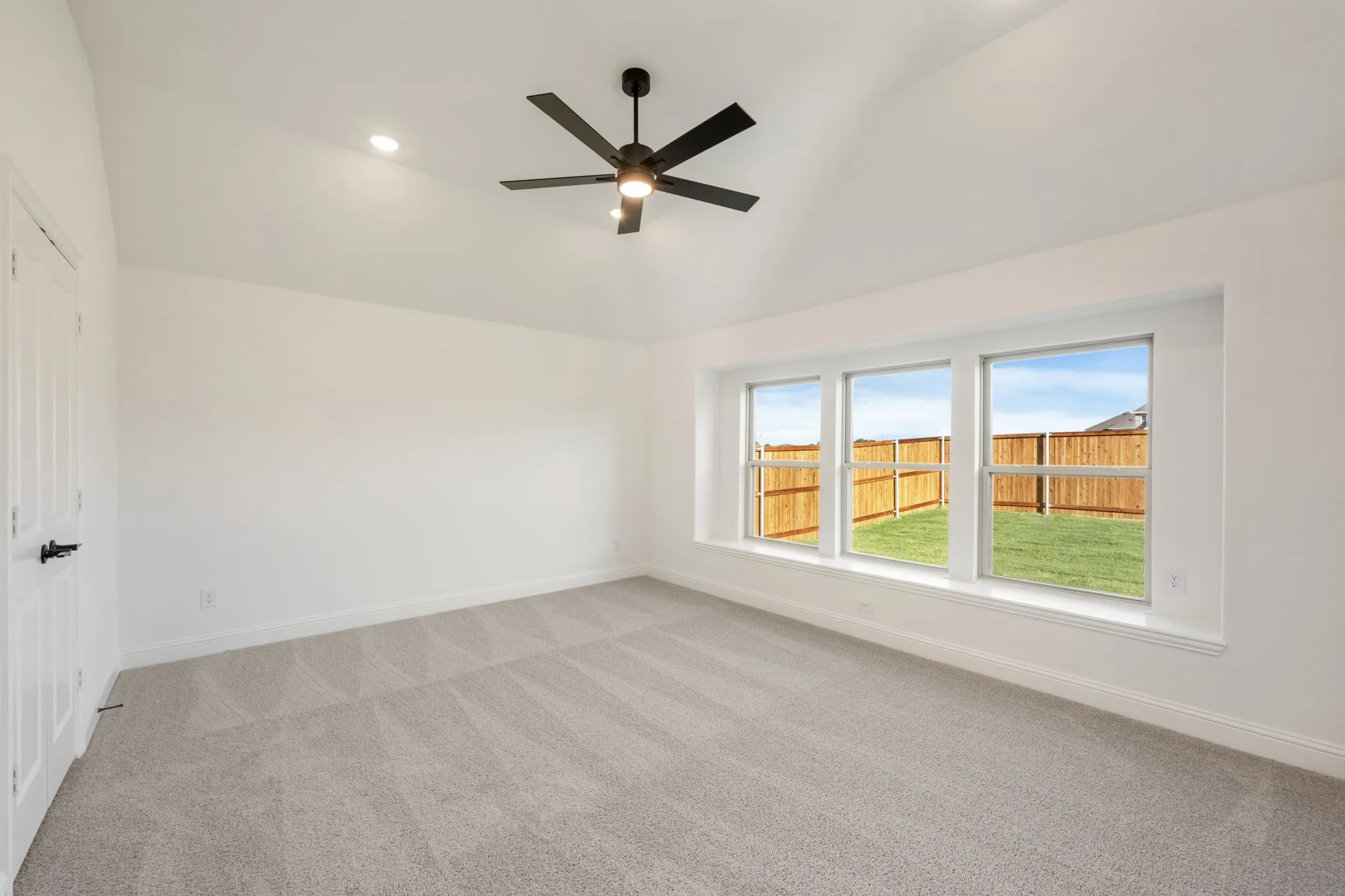 Single Family Residence For Sale in Rockwall County , 2120 Saint Annes Boulevard, Royse City, Texas 75189, 3 Bedroom, 2 Bathroom, 2 Garage spaces, 1,840 Sqft, built in 2025, mls#21357613, Real Estate Agent in Royse City, Homes For Sale in Rockwall county, Homes For Sale in Royse City, Realtor in Royse City Texas, Real Estate Brokerage Independent Realty Texas, Luminita Cordes Realtor
