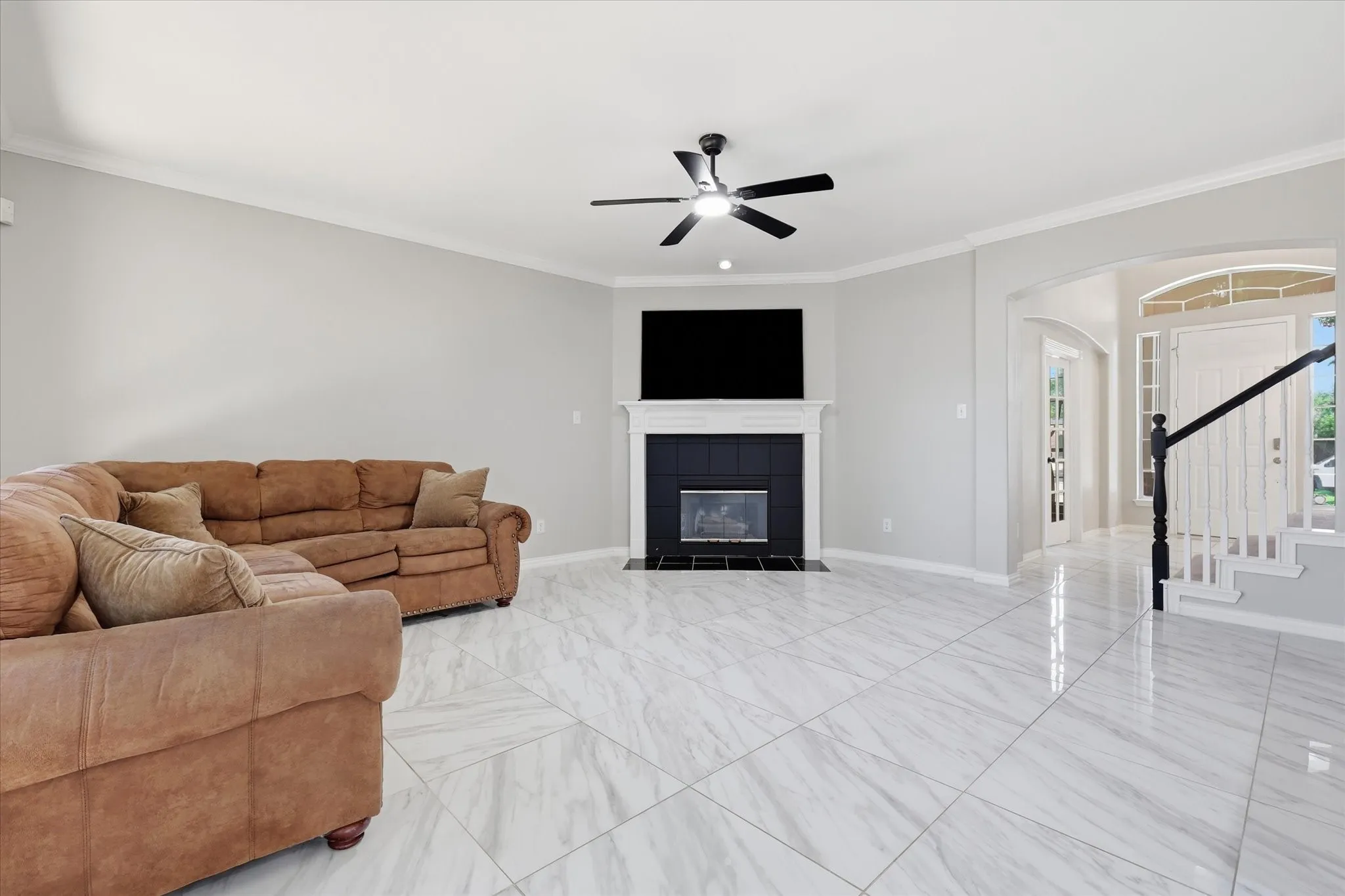 Single Family Residence For Sale in Denton County , 3317 Brampton Drive, Corinth, Texas 76210, 4 Bedroom, 4 Bathroom, 2 Garage spaces, 2,860 Sqft, built in 1999, mls#21355698, Real Estate Agent in Corinth, Homes For Sale in Denton county, Homes For Sale in Corinth, Realtor in Corinth Texas, Real Estate Brokerage Independent Realty Texas, Luminita Cordes Realtor