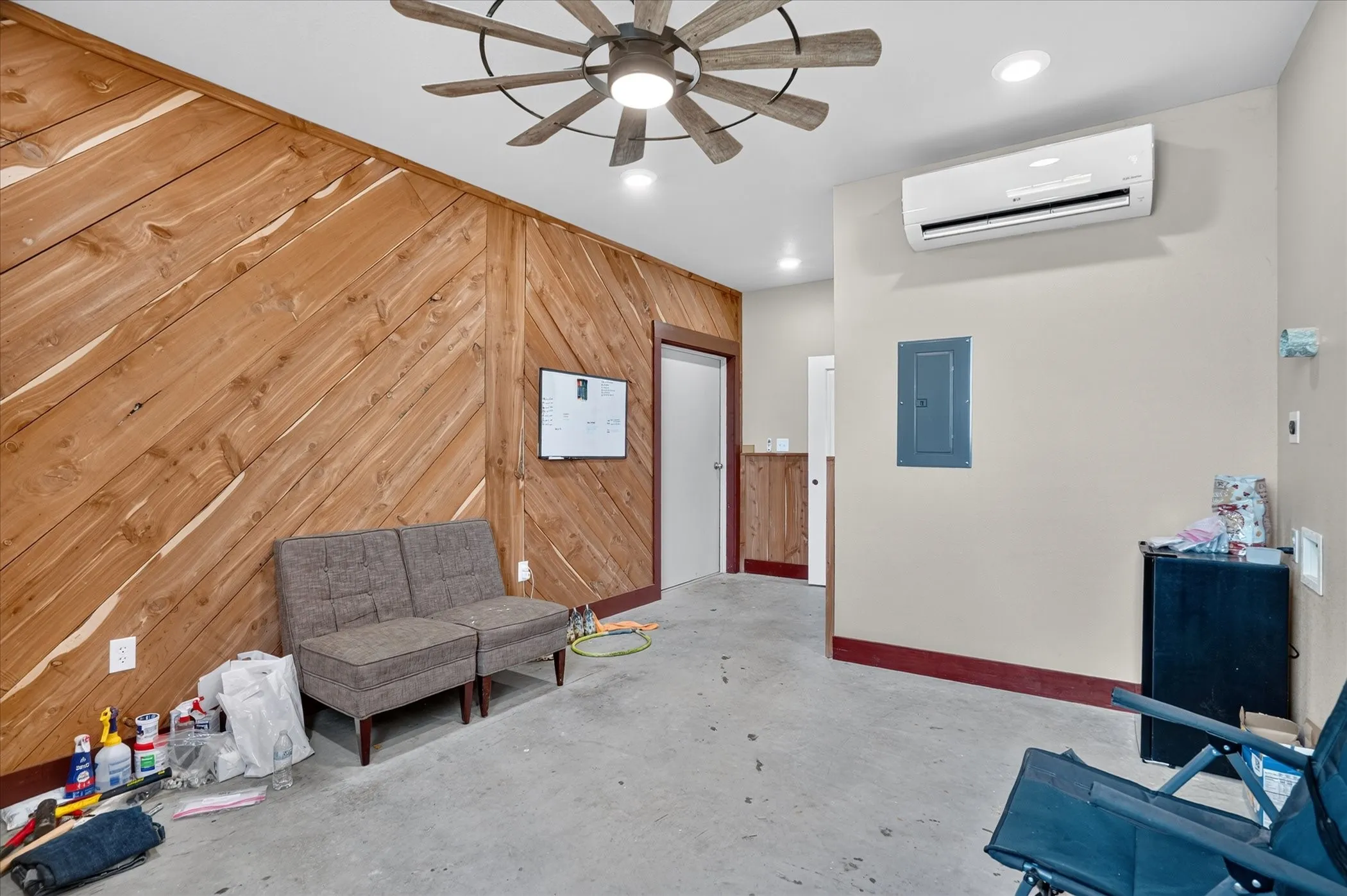 Ranch For Sale in Hood County , 2250 Campbell Road, Tolar, Texas 76476, 0, 0, Garage spaces, 0 Sqft, built in 2023, mls#21355651, Real Estate Agent in Tolar, Homes For Sale in Hood county, Homes For Sale in Tolar, Realtor in Tolar Texas, Real Estate Brokerage Independent Realty Texas, Luminita Cordes Realtor