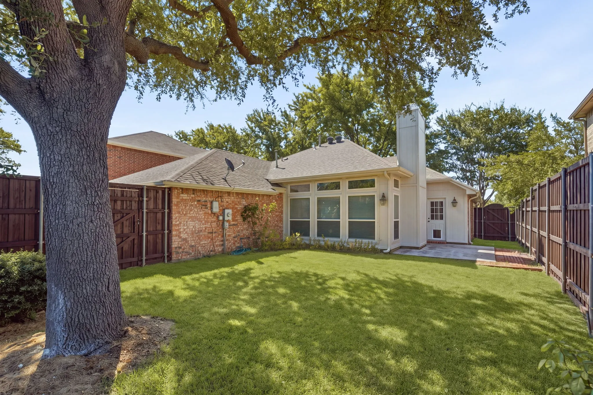 Single Family Residence For Sale in Collin County , 10708 Jackson Lane, Frisco, Texas 75035, 4 Bedroom, 2 Bathroom, 2 Garage spaces, 1,693 Sqft, built in 1993, mls#21356843, Real Estate Agent in Frisco, Homes For Sale in Collin county, Homes For Sale in Frisco, Realtor in Frisco Texas, Real Estate Brokerage Independent Realty Texas, Luminita Cordes Realtor