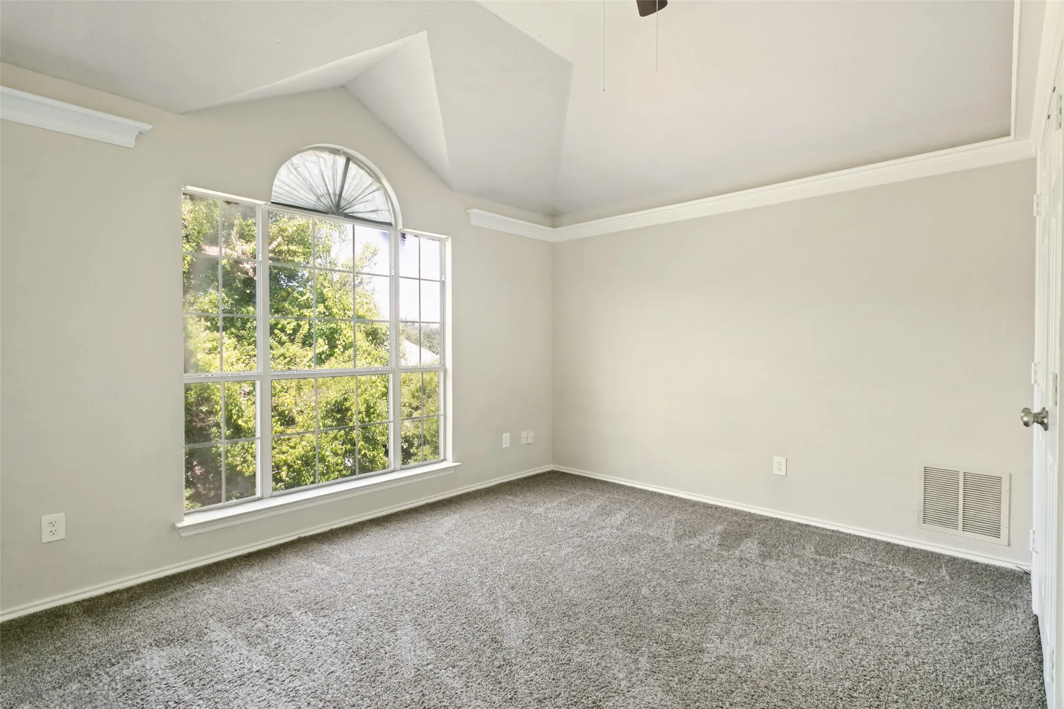3 of 3 secondary rooms