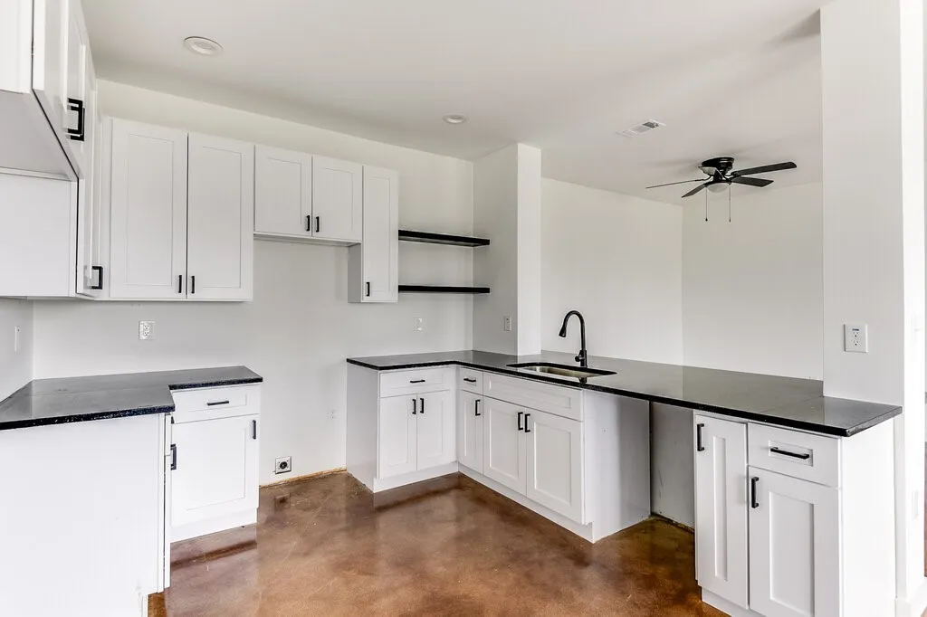 Duplex For Rent in Johnson County , 1020 Burnett Boulevard A, Alvarado, Texas 76009, 3 Bedroom, 2 Bathroom, 1 Garage spaces, 1,329 Sqft, built in 2024, mls#21355305, Real Estate Agent in Alvarado, Homes For Rent in Johnson county, Homes For Rent in Alvarado, Realtor in Alvarado Texas, Real Estate Brokerage Independent Realty Texas, Luminita Cordes Realtor