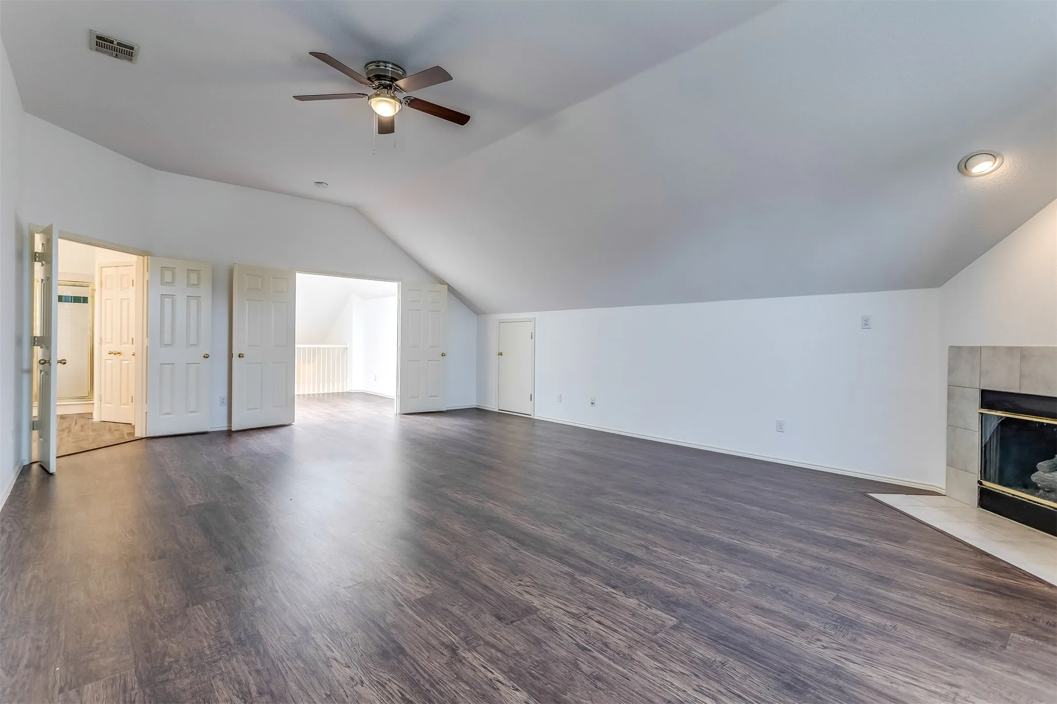 Single Family Residence For Rent in Collin County , 204 Forest Lane, Murphy, Texas 75094, 4 Bedroom, 3 Bathroom, 3 Garage spaces, 3,019 Sqft, built in 1996, mls#21354674, Real Estate Agent in Murphy, Homes For Rent in Collin county, Homes For Rent in Murphy, Realtor in Murphy Texas, Real Estate Brokerage Independent Realty Texas, Luminita Cordes Realtor