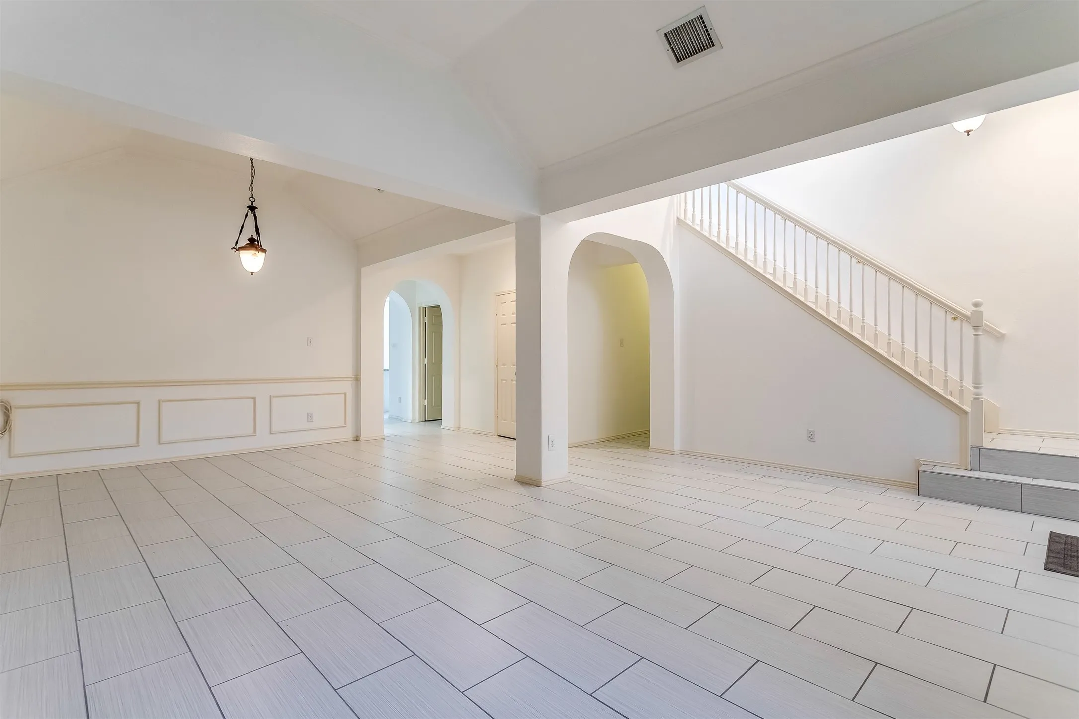 Single Family Residence For Rent in Collin County , 204 Forest Lane, Murphy, Texas 75094, 4 Bedroom, 3 Bathroom, 3 Garage spaces, 3,019 Sqft, built in 1996, mls#21354674, Real Estate Agent in Murphy, Homes For Rent in Collin county, Homes For Rent in Murphy, Realtor in Murphy Texas, Real Estate Brokerage Independent Realty Texas, Luminita Cordes Realtor