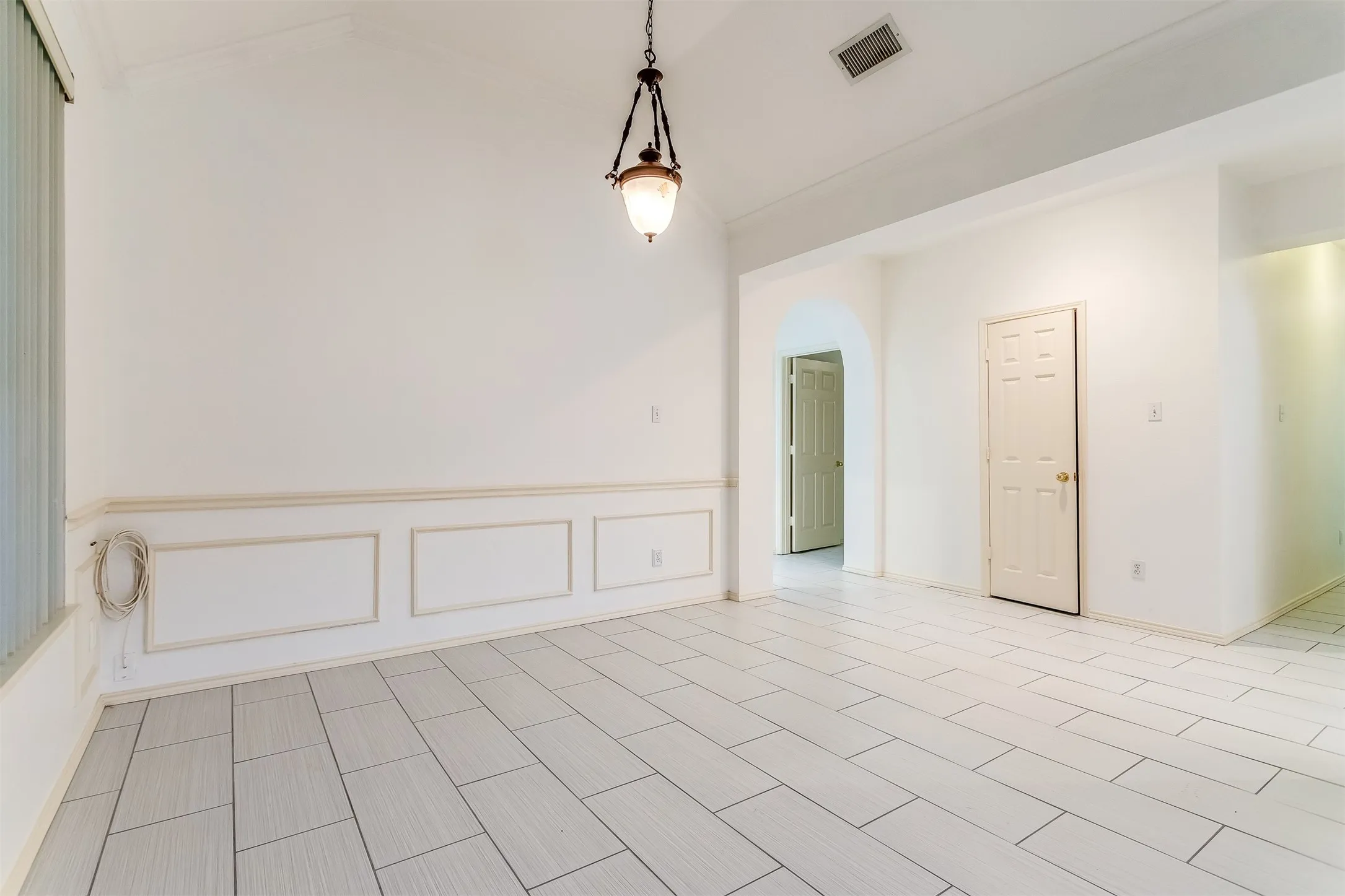 Single Family Residence For Rent in Collin County , 204 Forest Lane, Murphy, Texas 75094, 4 Bedroom, 3 Bathroom, 3 Garage spaces, 3,019 Sqft, built in 1996, mls#21354674, Real Estate Agent in Murphy, Homes For Rent in Collin county, Homes For Rent in Murphy, Realtor in Murphy Texas, Real Estate Brokerage Independent Realty Texas, Luminita Cordes Realtor
