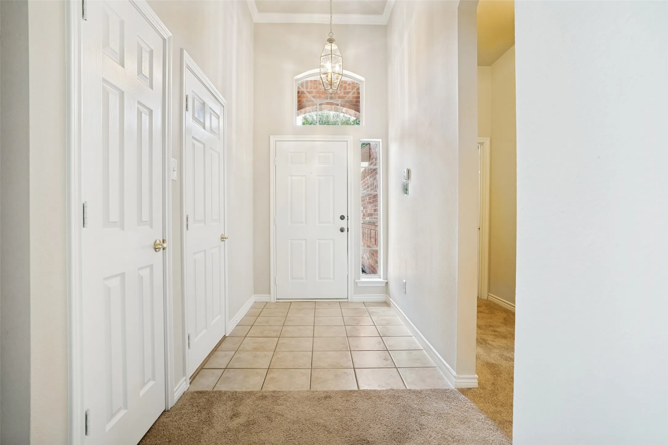 Single Family Residence For Sale in Denton County , 110 Blue Bonnet Circle, Justin, Texas 76247, 3 Bedroom, 2 Bathroom, 2 Garage spaces, 1,887 Sqft, built in 2000, mls#21357644, Real Estate Agent in Justin, Homes For Sale in Denton county, Homes For Sale in Justin, Realtor in Justin Texas, Real Estate Brokerage Independent Realty Texas, Luminita Cordes Realtor