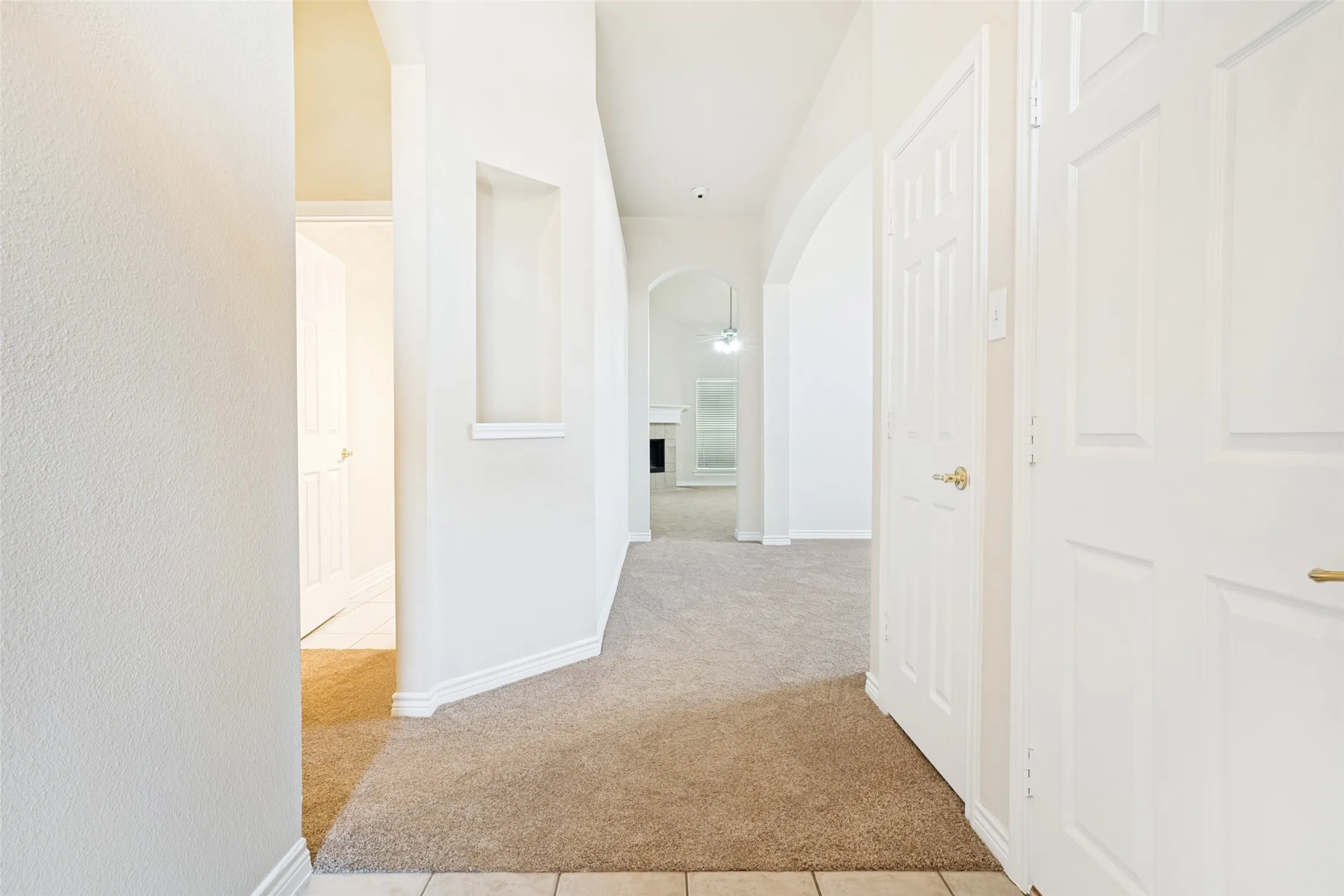 Single Family Residence For Sale in Denton County , 110 Blue Bonnet Circle, Justin, Texas 76247, 3 Bedroom, 2 Bathroom, 2 Garage spaces, 1,887 Sqft, built in 2000, mls#21357644, Real Estate Agent in Justin, Homes For Sale in Denton county, Homes For Sale in Justin, Realtor in Justin Texas, Real Estate Brokerage Independent Realty Texas, Luminita Cordes Realtor