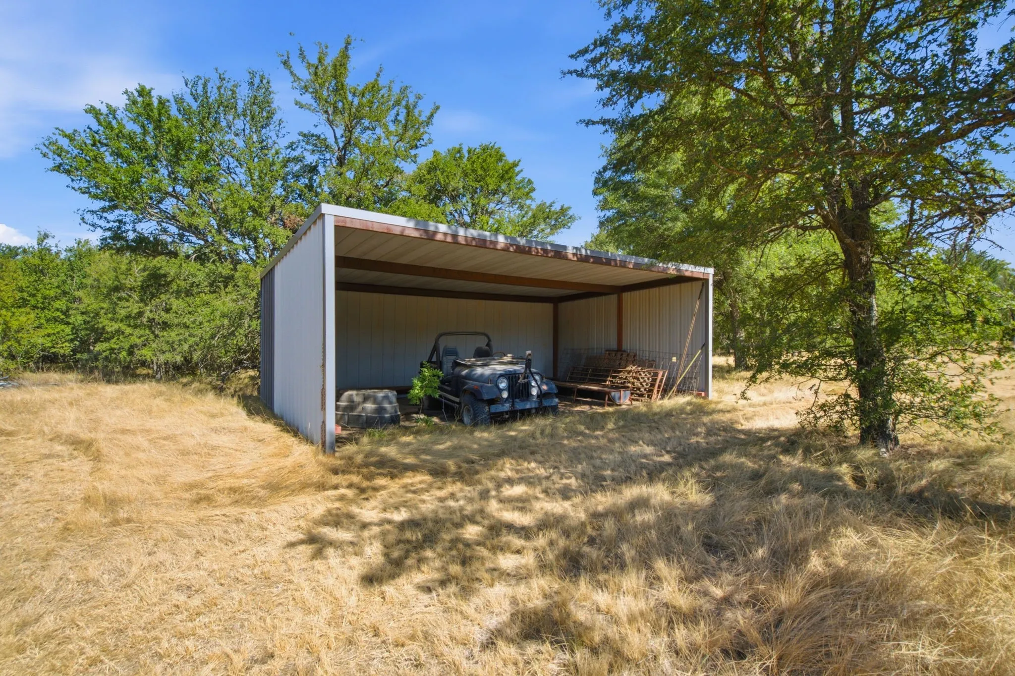 Farm For Sale in Erath County , 15075 Cr355, Dublin, Texas 76446, 2 Bedroom, 1 Bathroom, Garage spaces, 1,120 Sqft, built in 2005, Price $832,269, mls#21357474, Real Estate Agent in Dublin, Homes For Sale in Erath county, Homes For Sale in Dublin, Realtor in Dublin Texas, Real Estate Brokerage Independent Realty Texas, Luminita Cordes Realtor