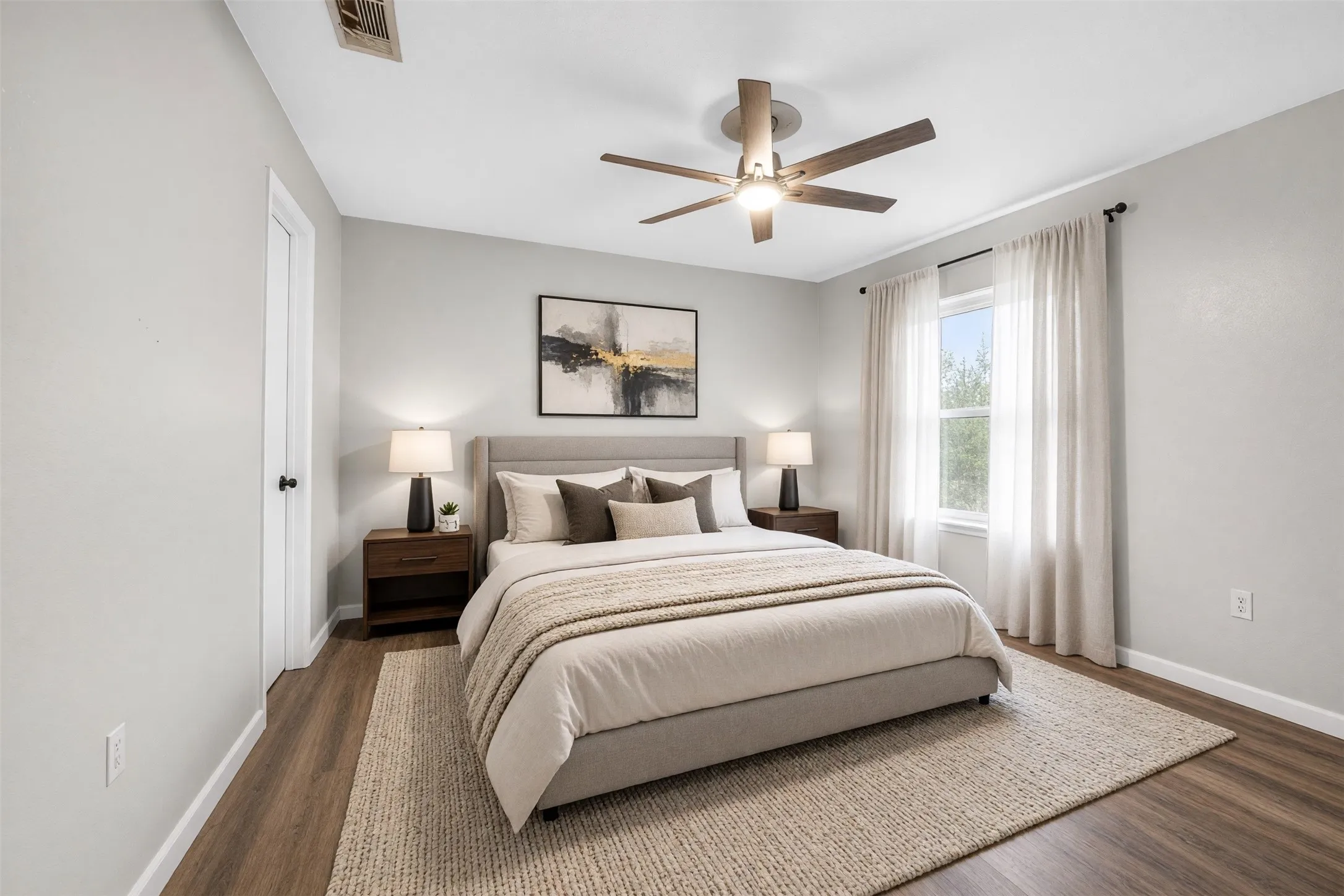 Condominium For Sale in Dallas County , 2632 Piedras, Irving, Texas 75038, 2 Bedroom, 3 Bathroom, 1 Garage spaces, 1,135 Sqft, built in 1981, mls#21357649, Real Estate Agent in Irving, Homes For Sale in Dallas county, Homes For Sale in Irving, Realtor in Irving Texas, Real Estate Brokerage Independent Realty Texas, Luminita Cordes Realtor
