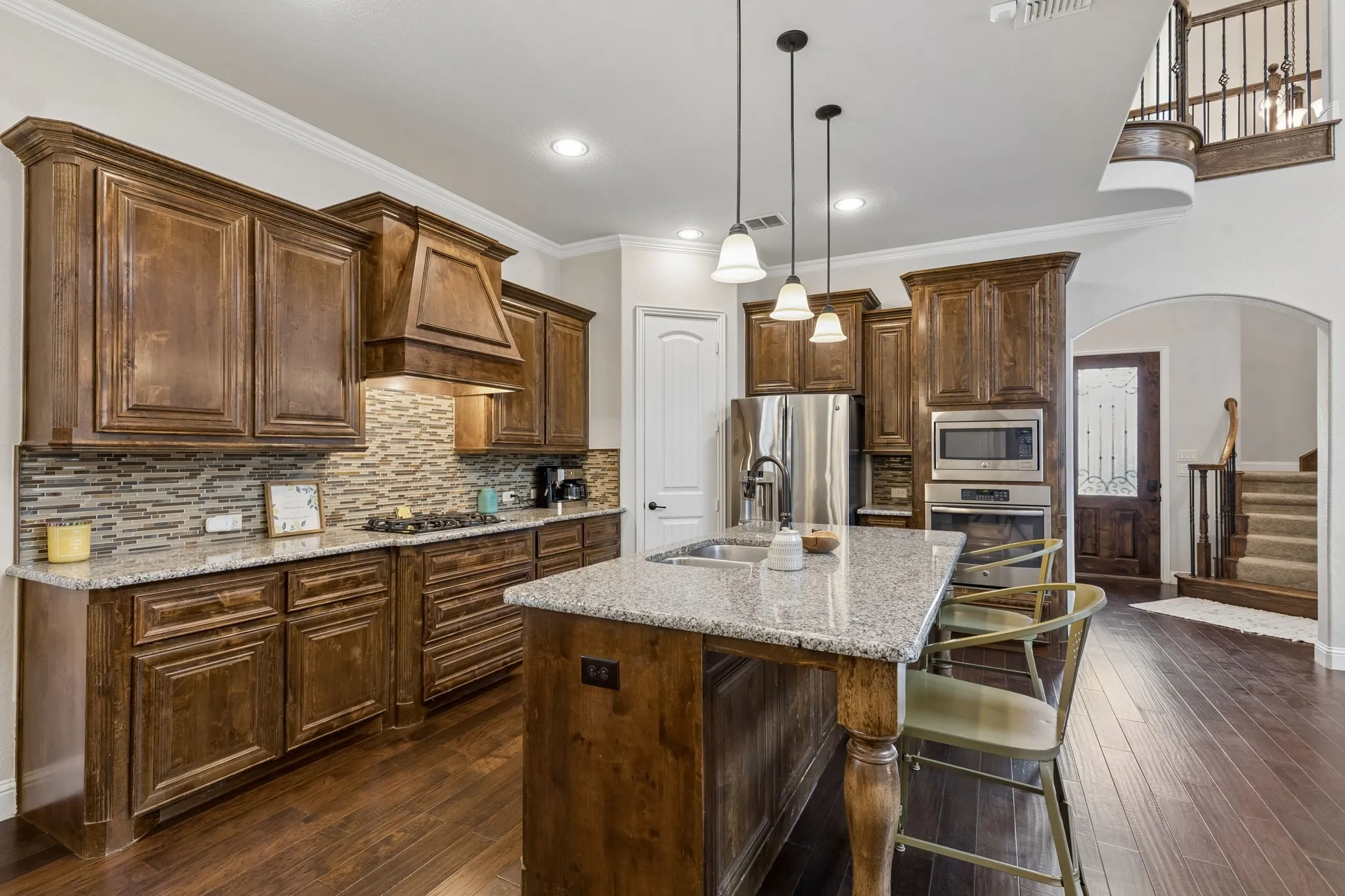 Single Family Residence For Sale in Dallas County , 4921 Empire Way, Irving, Texas 75038, 4 Bedroom, 4 Bathroom, 2 Garage spaces, 2,830 Sqft, built in 2013, mls#21348281, Real Estate Agent in Irving, Homes For Sale in Dallas county, Homes For Sale in Irving, Realtor in Irving Texas, Real Estate Brokerage Independent Realty Texas, Luminita Cordes Realtor
