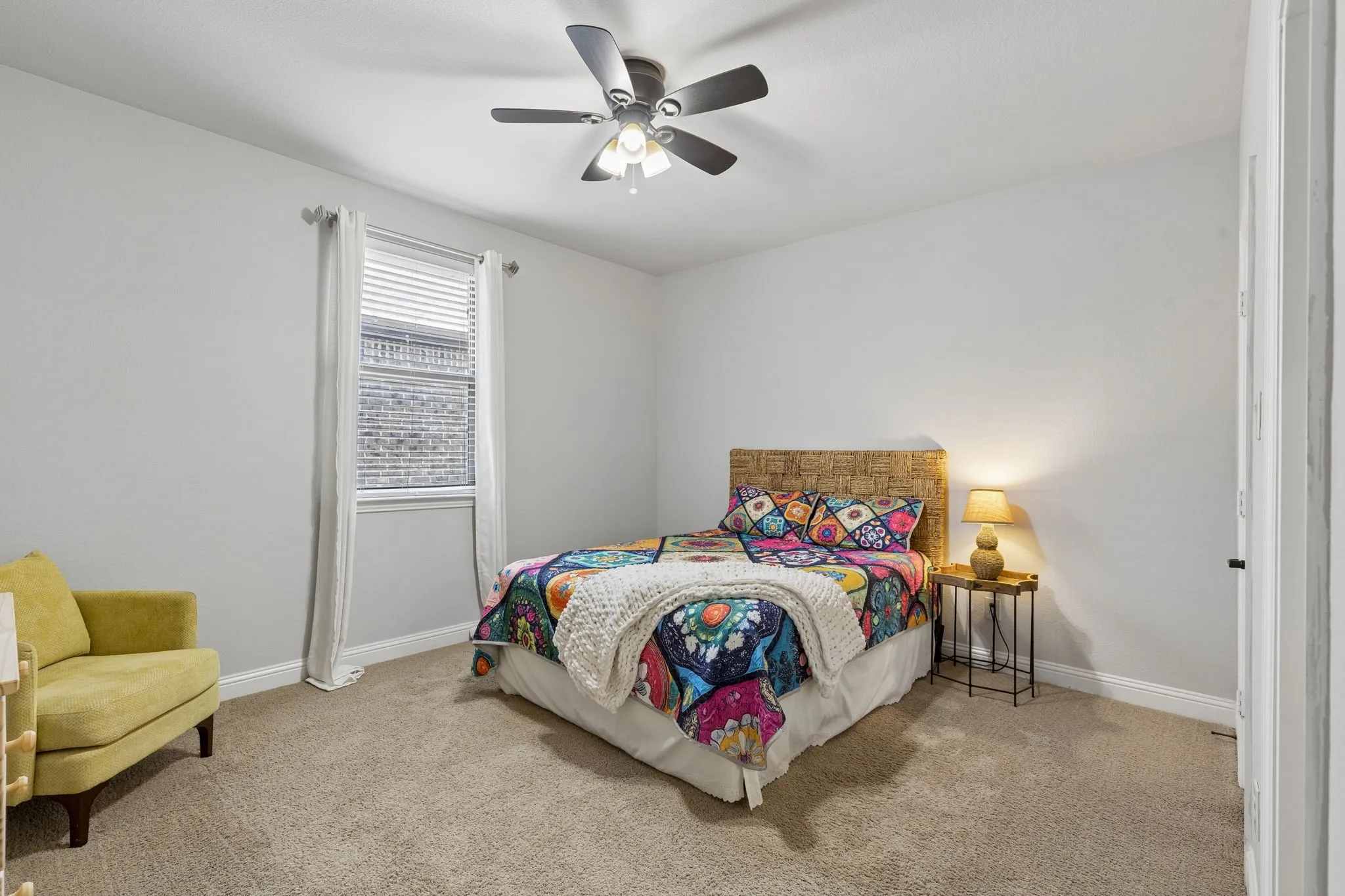 Single Family Residence For Sale in Dallas County , 4921 Empire Way, Irving, Texas 75038, 4 Bedroom, 4 Bathroom, 2 Garage spaces, 2,830 Sqft, built in 2013, mls#21348281, Real Estate Agent in Irving, Homes For Sale in Dallas county, Homes For Sale in Irving, Realtor in Irving Texas, Real Estate Brokerage Independent Realty Texas, Luminita Cordes Realtor