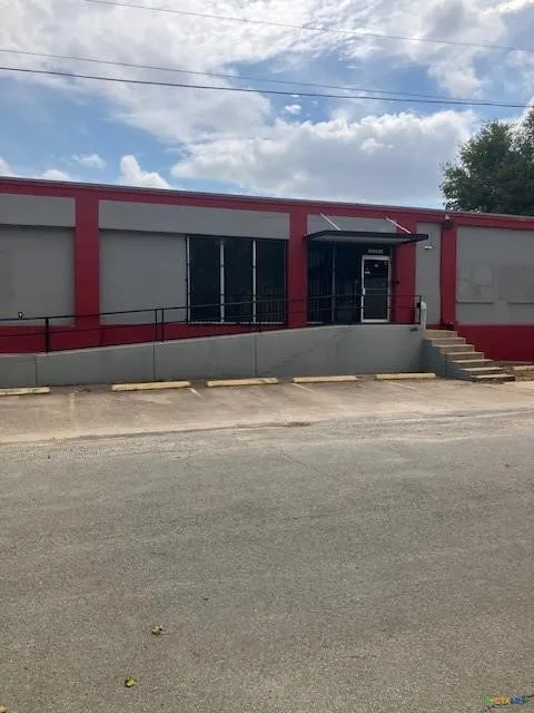 Office For Sale in Bell County , 119 N 19th Street, Temple, Texas 76504, 0, 0, Garage spaces, 0 Sqft, built in 1973, Price $425,000, mls#21357618, Real Estate Agent in Temple, Homes For Sale in Bell county, Homes For Sale in Temple, Realtor in Temple Texas, Real Estate Brokerage Independent Realty Texas, Luminita Cordes Realtor