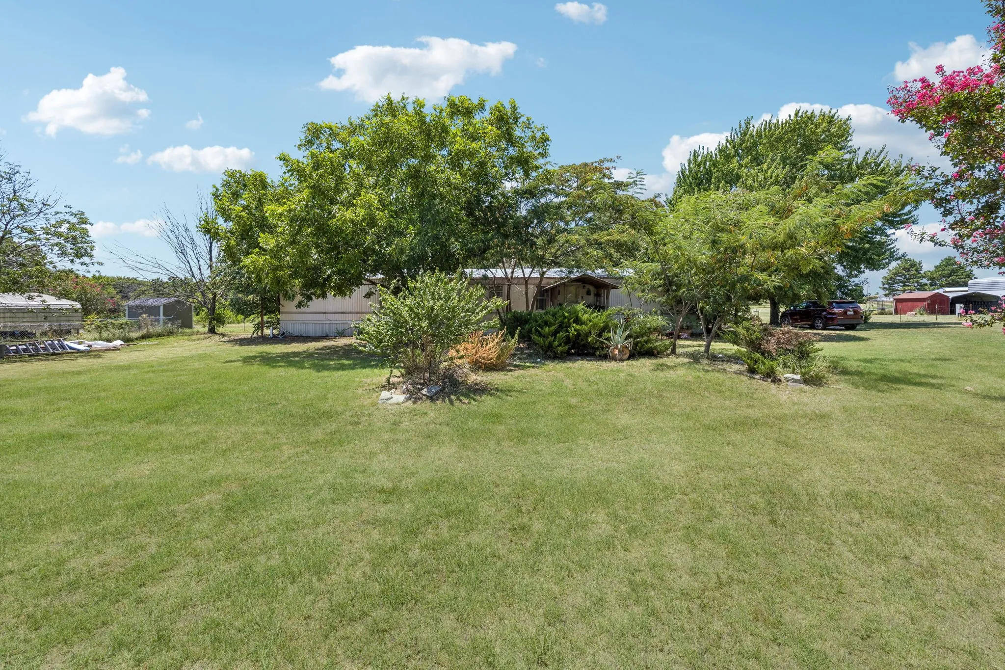 Mobile Home For Sale in Parker County , 192 Oak Meadows Drive, Springtown, Texas 76082, 4 Bedroom, 2 Bathroom, Garage spaces, 1,216 Sqft, built in 1996, mls#21357002, Real Estate Agent in Springtown, Homes For Sale in Parker county, Homes For Sale in Springtown, Realtor in Springtown Texas, Real Estate Brokerage Independent Realty Texas, Luminita Cordes Realtor