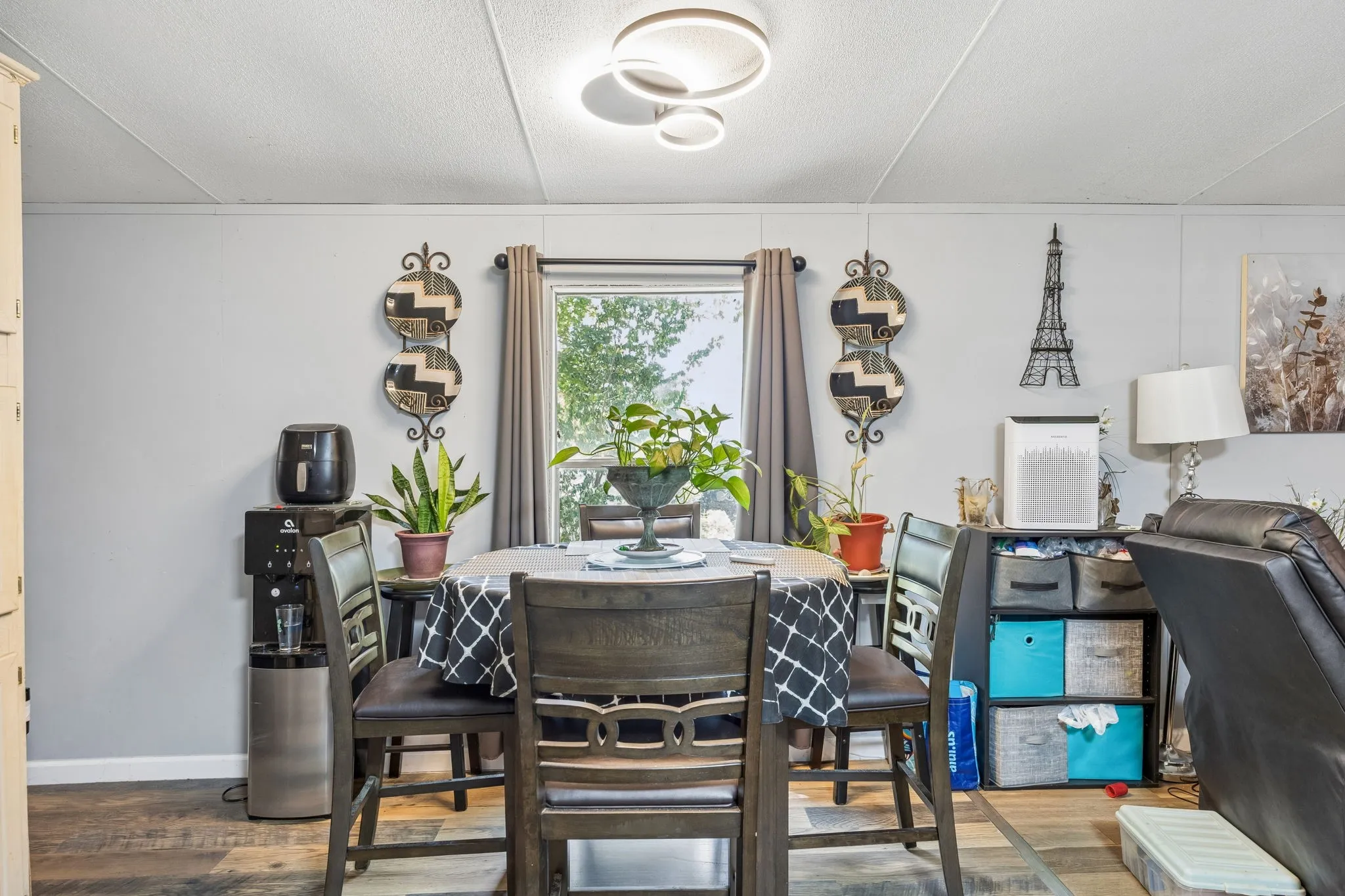 Mobile Home For Sale in Parker County , 192 Oak Meadows Drive, Springtown, Texas 76082, 4 Bedroom, 2 Bathroom, Garage spaces, 1,216 Sqft, built in 1996, mls#21357002, Real Estate Agent in Springtown, Homes For Sale in Parker county, Homes For Sale in Springtown, Realtor in Springtown Texas, Real Estate Brokerage Independent Realty Texas, Luminita Cordes Realtor