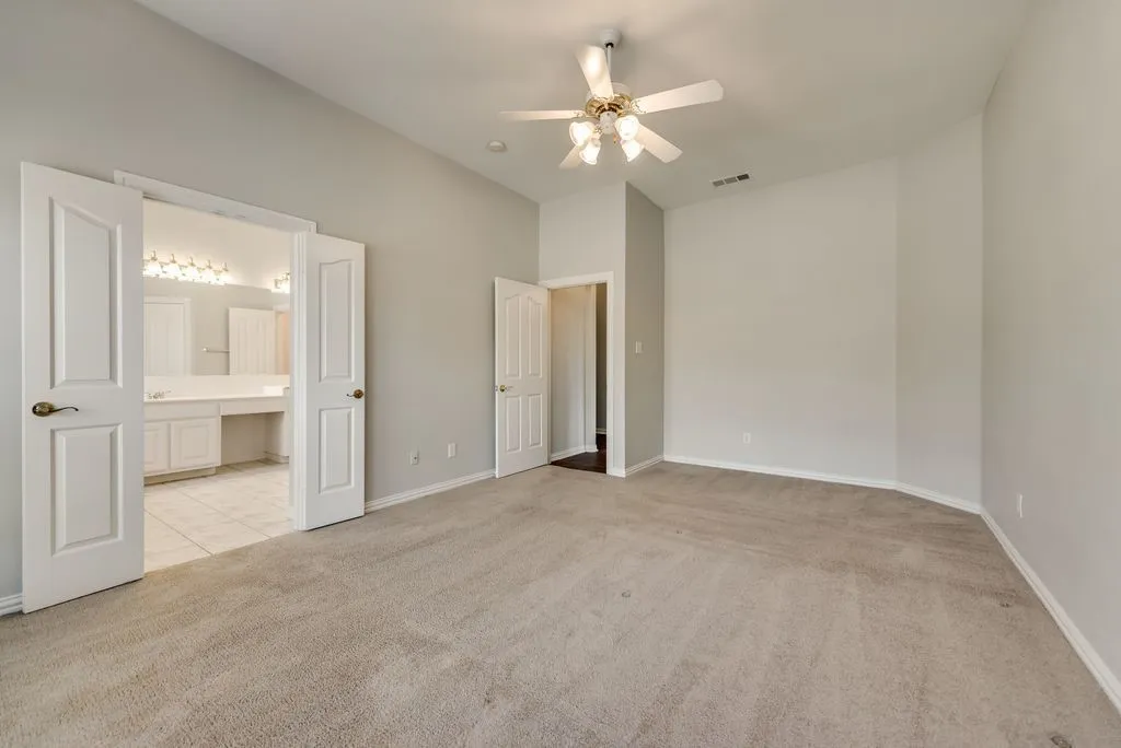 Single Family Residence For Rent in Collin County , 4911 Lakeland Drive, Frisco, Texas 75035, 4 Bedroom, 2 Bathroom, 2 Garage spaces, 2,405 Sqft, built in 1999, mls#21357617, Real Estate Agent in Frisco, Homes For Rent in Collin county, Homes For Rent in Frisco, Realtor in Frisco Texas, Real Estate Brokerage Independent Realty Texas, Luminita Cordes Realtor
