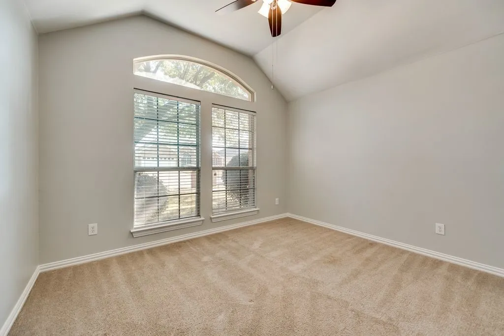 Single Family Residence For Rent in Collin County , 4911 Lakeland Drive, Frisco, Texas 75035, 4 Bedroom, 2 Bathroom, 2 Garage spaces, 2,405 Sqft, built in 1999, mls#21357617, Real Estate Agent in Frisco, Homes For Rent in Collin county, Homes For Rent in Frisco, Realtor in Frisco Texas, Real Estate Brokerage Independent Realty Texas, Luminita Cordes Realtor