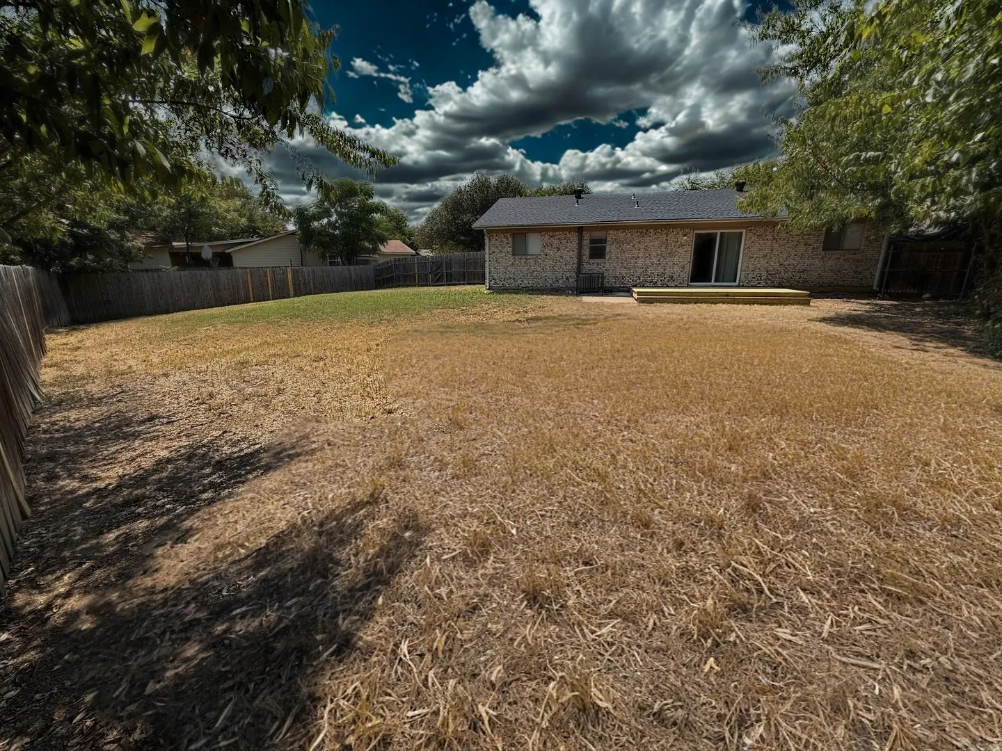 Single Family Residence For Sale in Dallas County , 4002 Fairbanks Court, Irving, Texas 75062, 3 Bedroom, 2 Bathroom, 2 Garage spaces, 1,224 Sqft, built in 1968, Price $260,000, mls#21355616, Real Estate Agent in Irving, Homes For Sale in Dallas county, Homes For Sale in Irving, Realtor in Irving Texas, Real Estate Brokerage Independent Realty Texas, Luminita Cordes Realtor