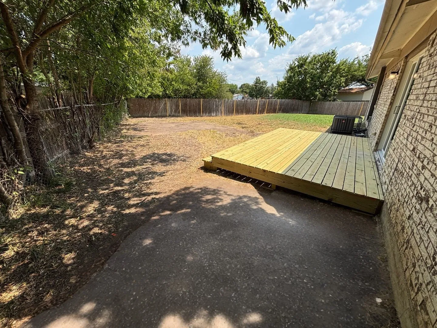 Single Family Residence For Sale in Dallas County , 4002 Fairbanks Court, Irving, Texas 75062, 3 Bedroom, 2 Bathroom, 2 Garage spaces, 1,224 Sqft, built in 1968, Price $260,000, mls#21355616, Real Estate Agent in Irving, Homes For Sale in Dallas county, Homes For Sale in Irving, Realtor in Irving Texas, Real Estate Brokerage Independent Realty Texas, Luminita Cordes Realtor